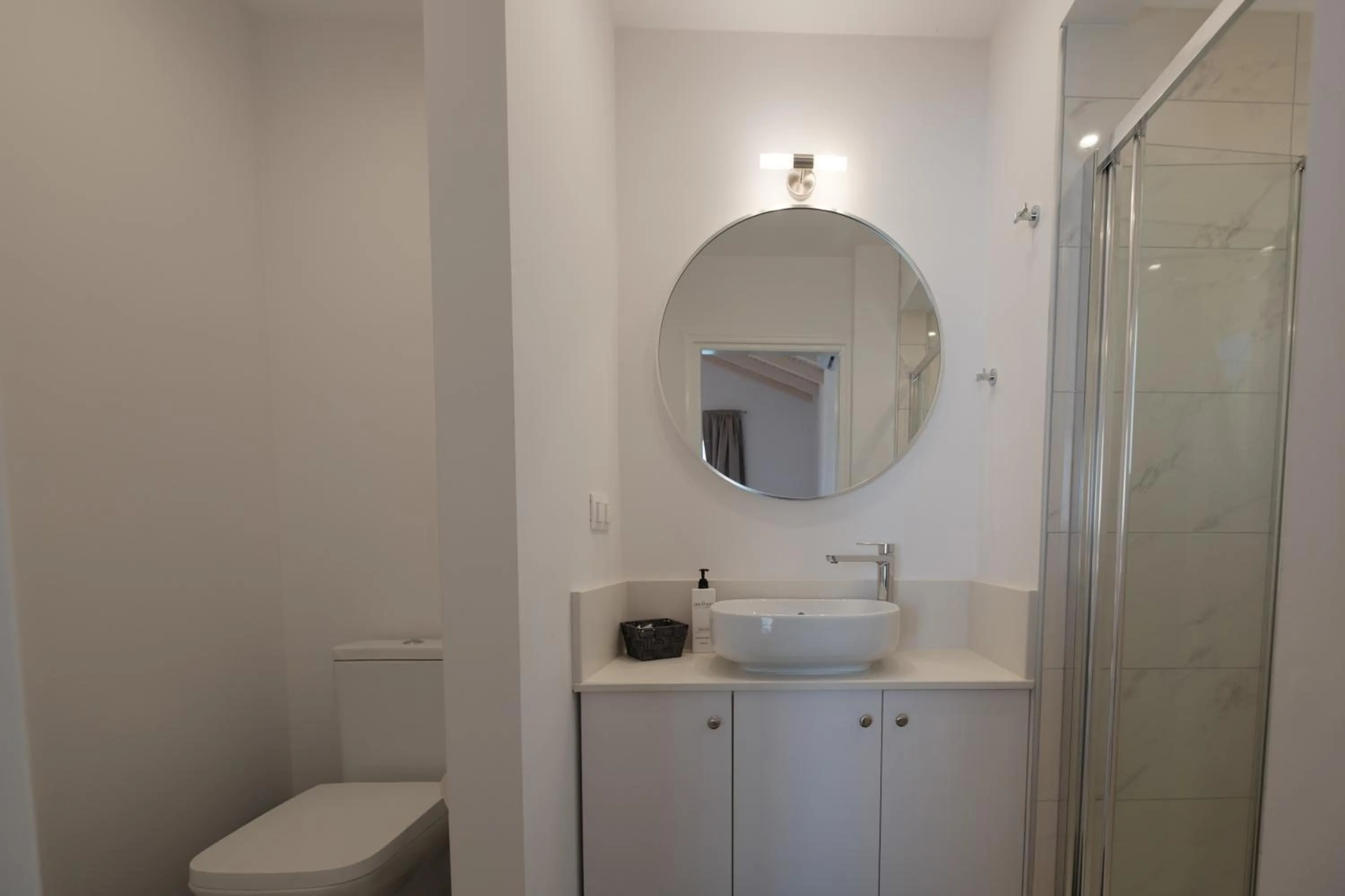 Toilet in Dimitris Apartments