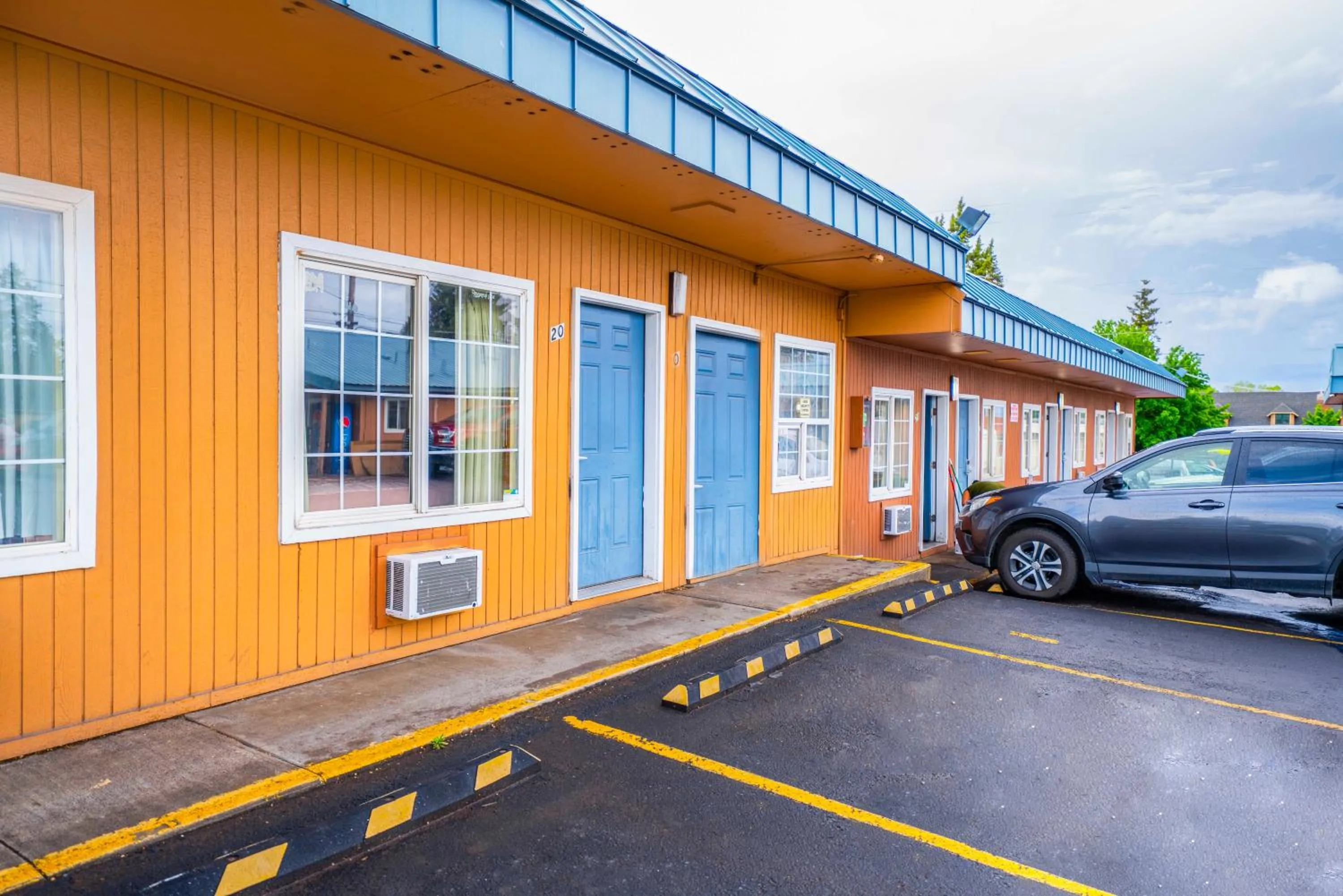 On site in Royal Gateway Motel by OYO