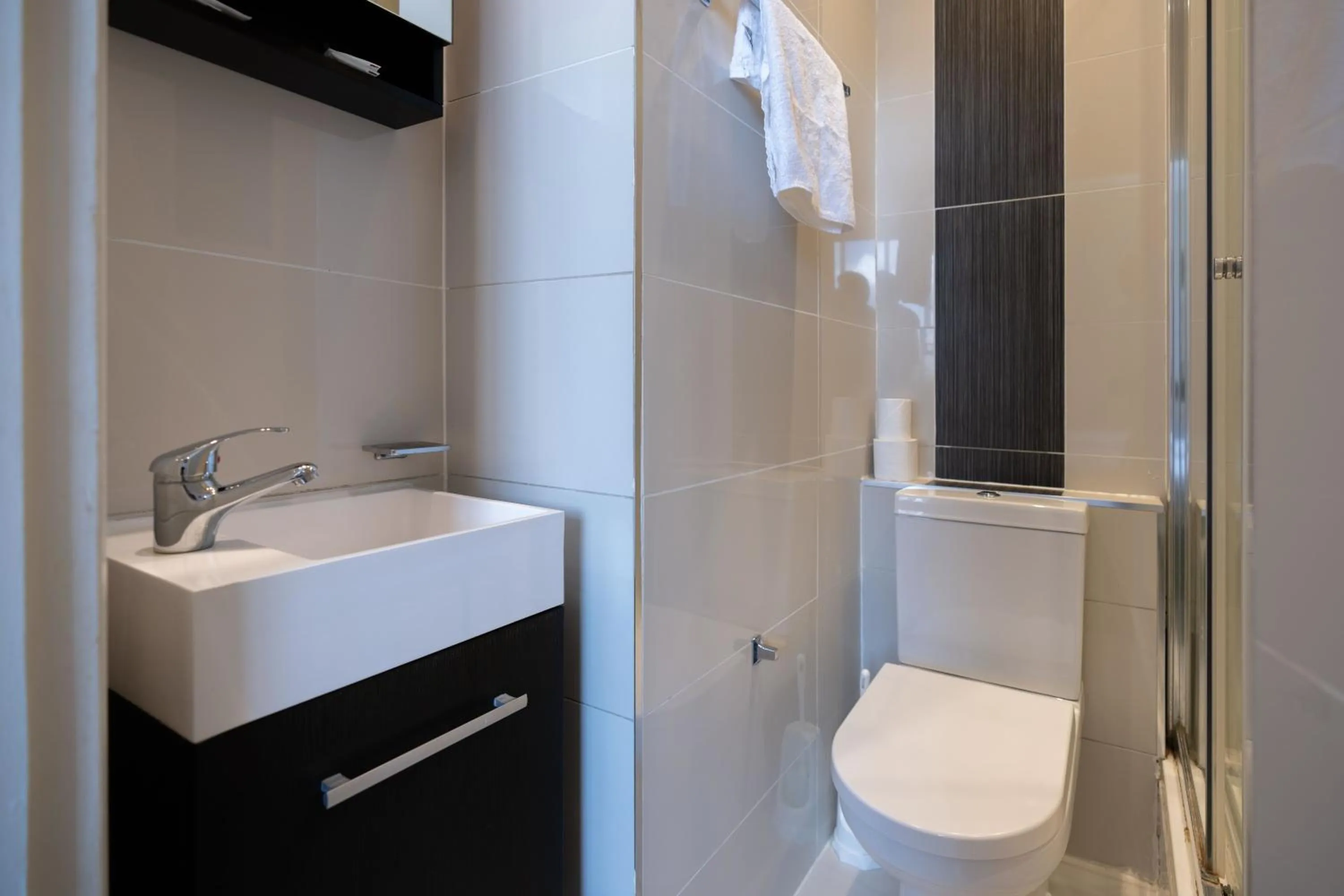 Ascot Hyde Park Hotel