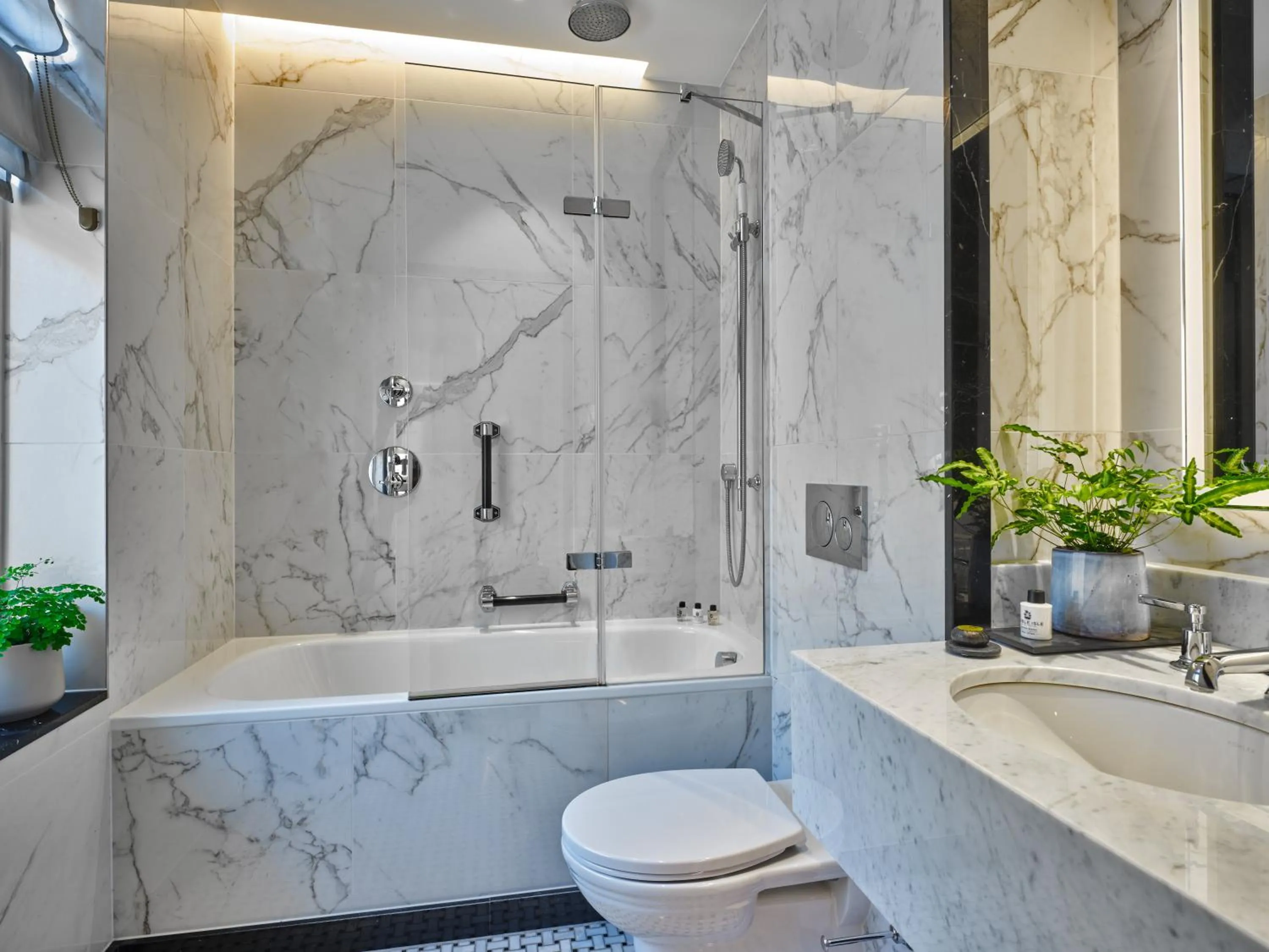 Bathroom in The Mayfair Townhouse - an Iconic Luxury Hotel
