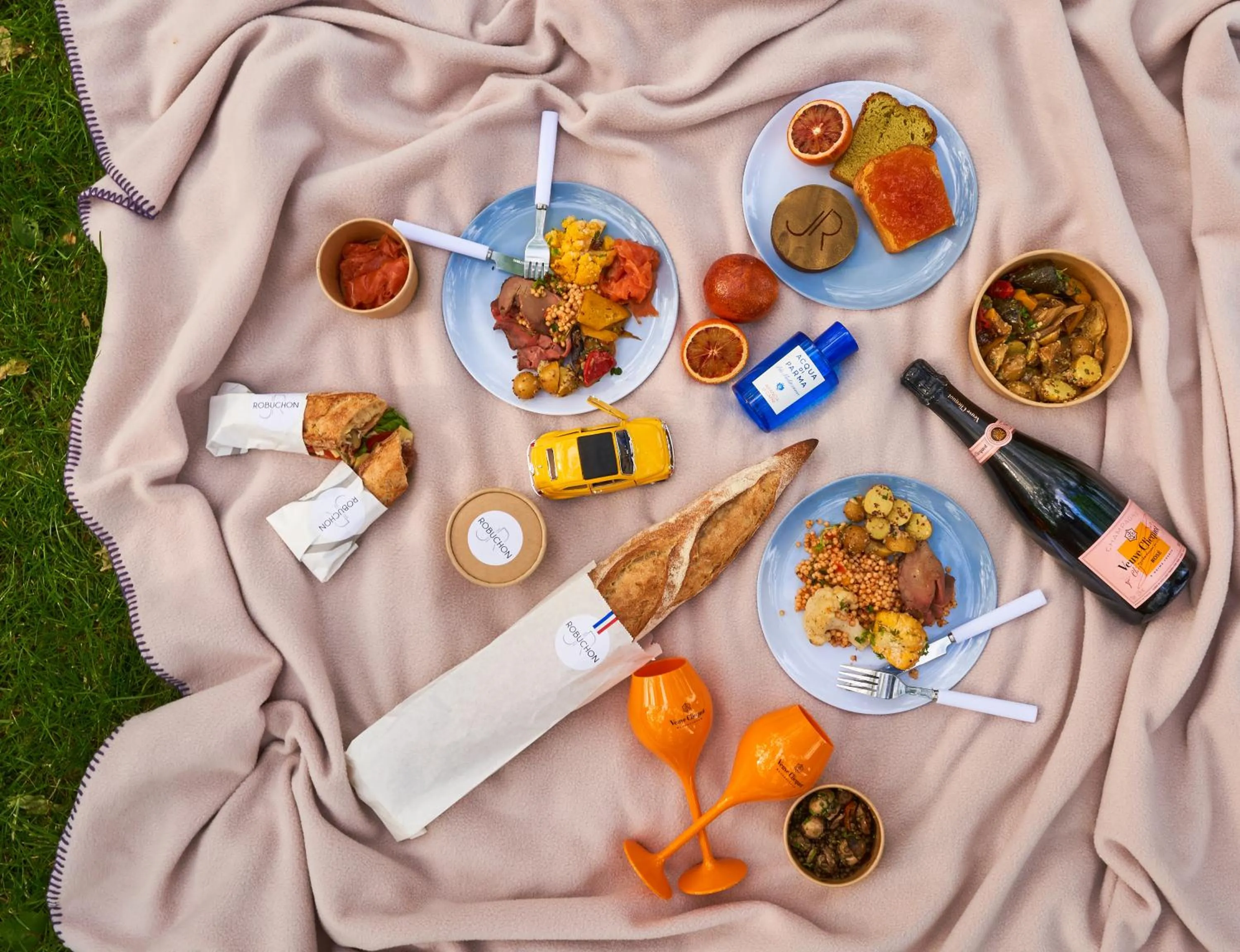 Restaurant/places to eat in The Mayfair Townhouse - an Iconic Luxury Hotel