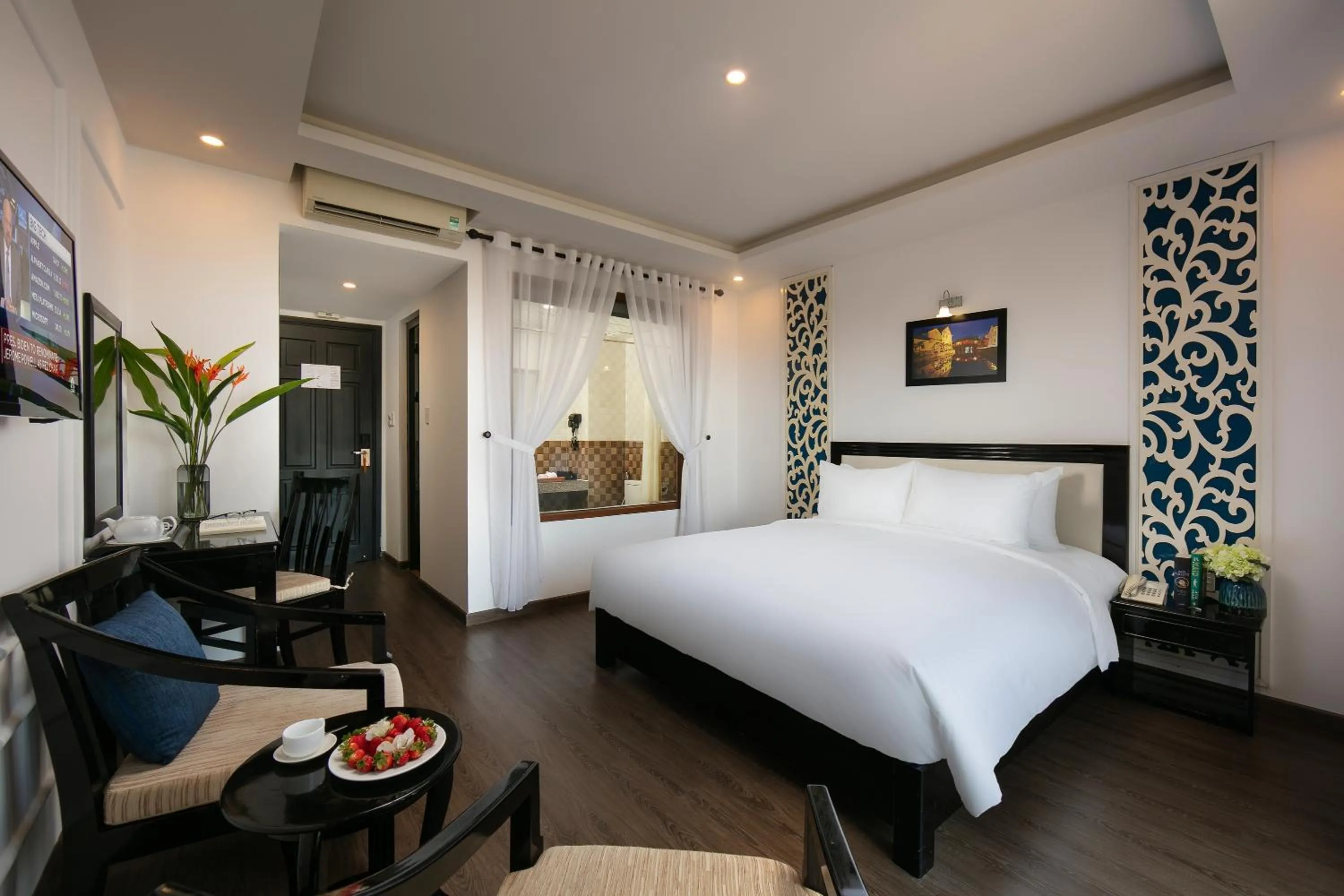 Bed in Hoi An Golden Holiday Villa