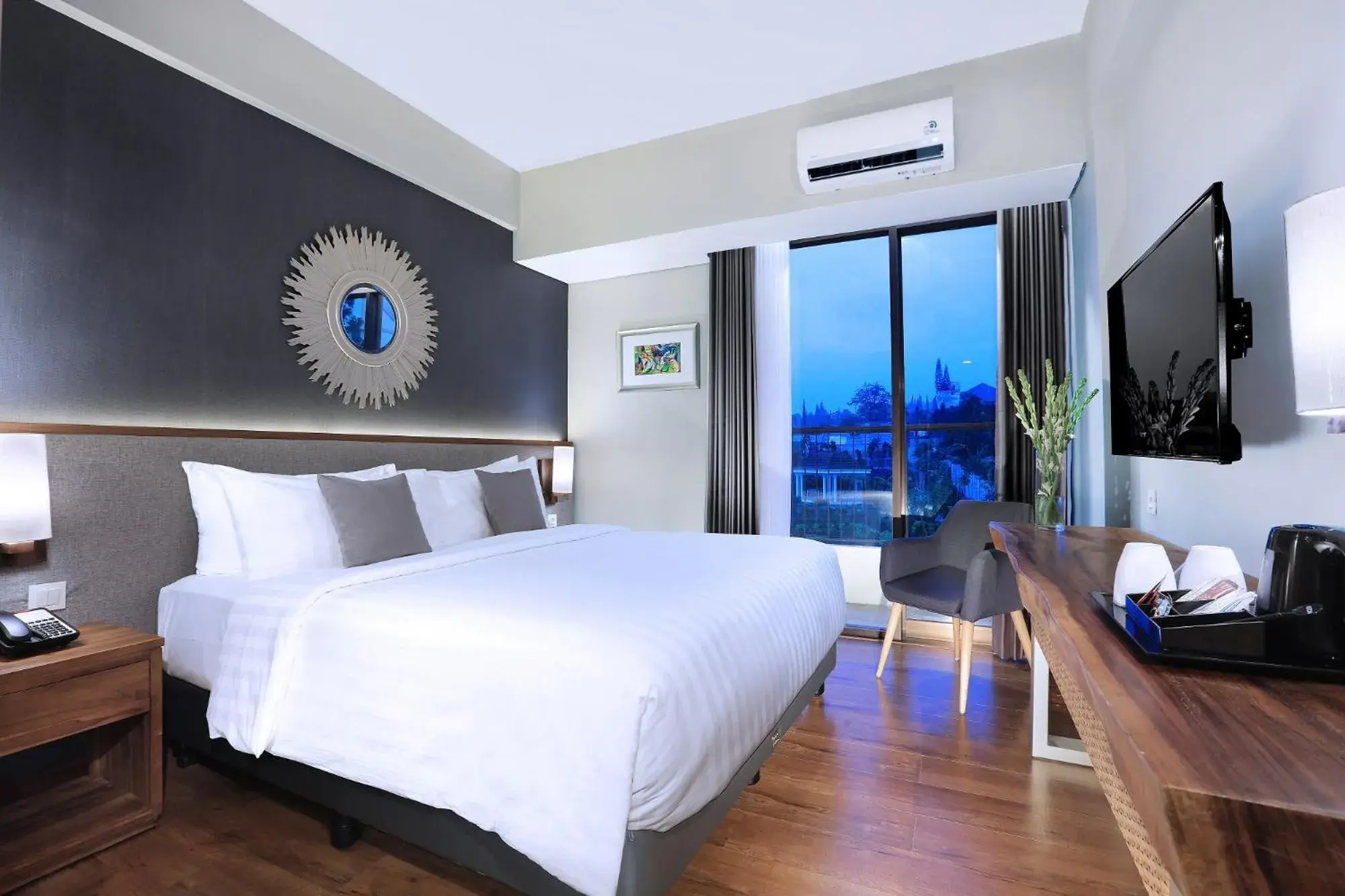 Superior Double Room in Aston Inn Batu Superior Double Room in Aston Inn Batu