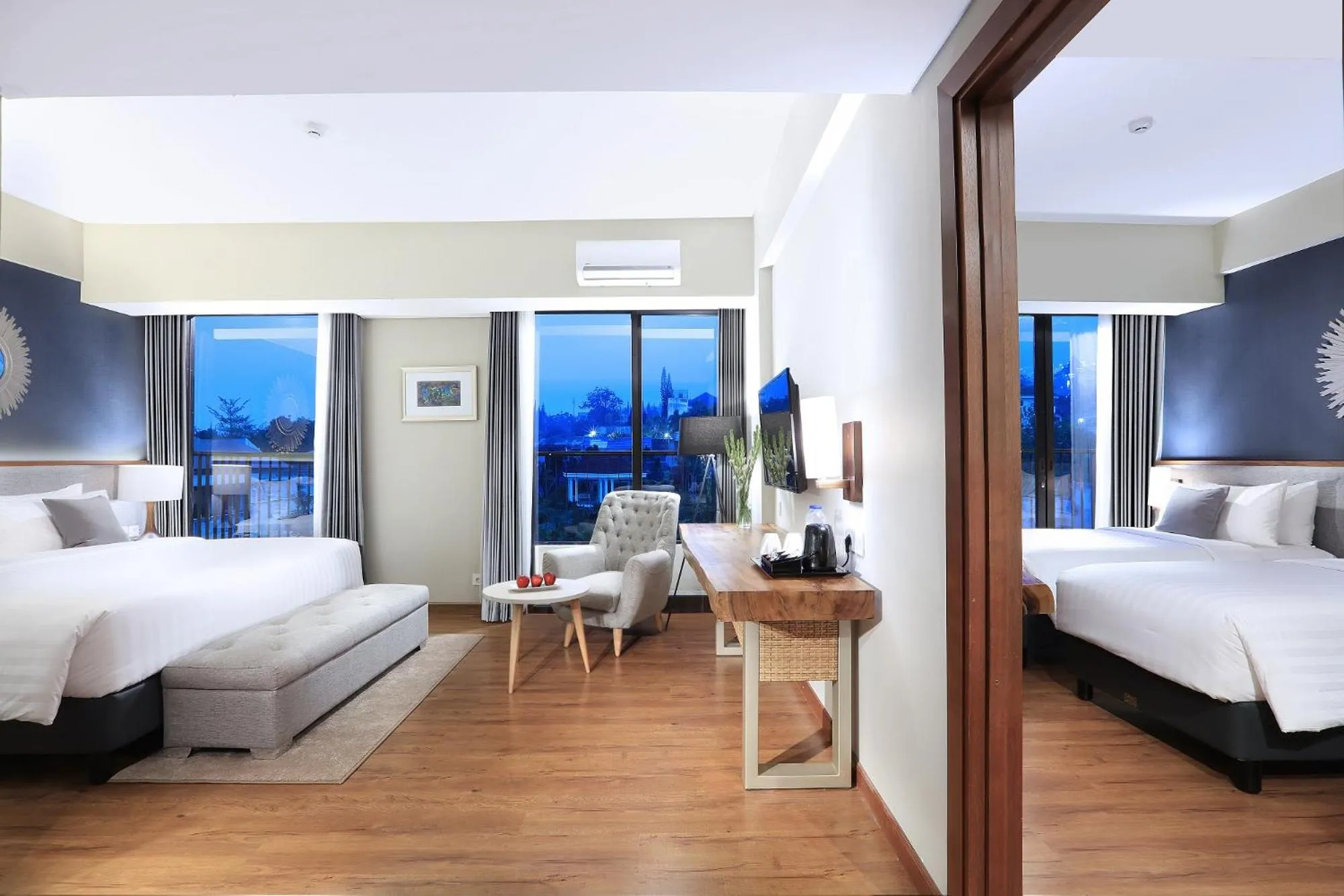 Photo of the whole room, Bed in Aston Inn Batu