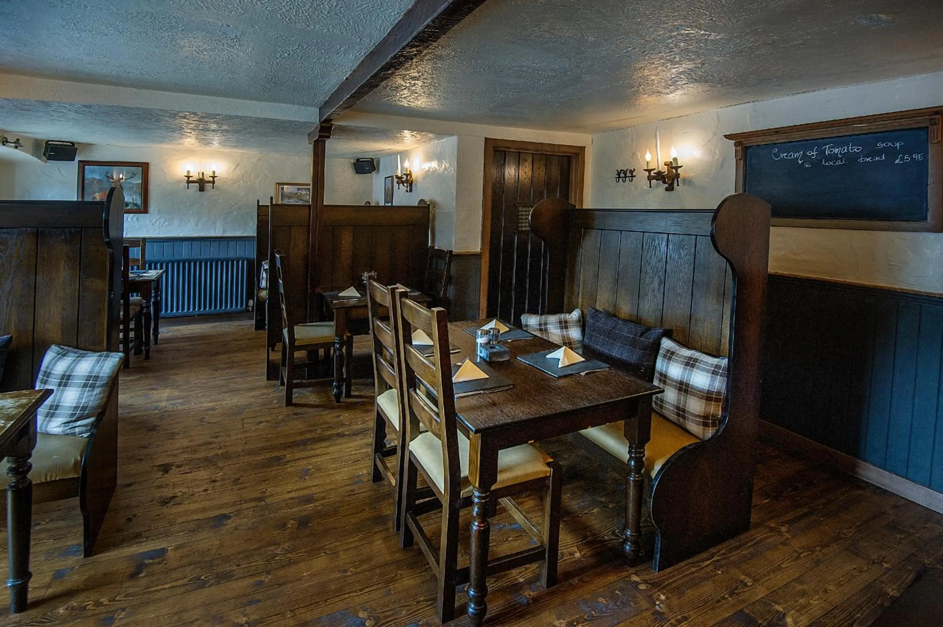 The Falls Of Dochart Inn