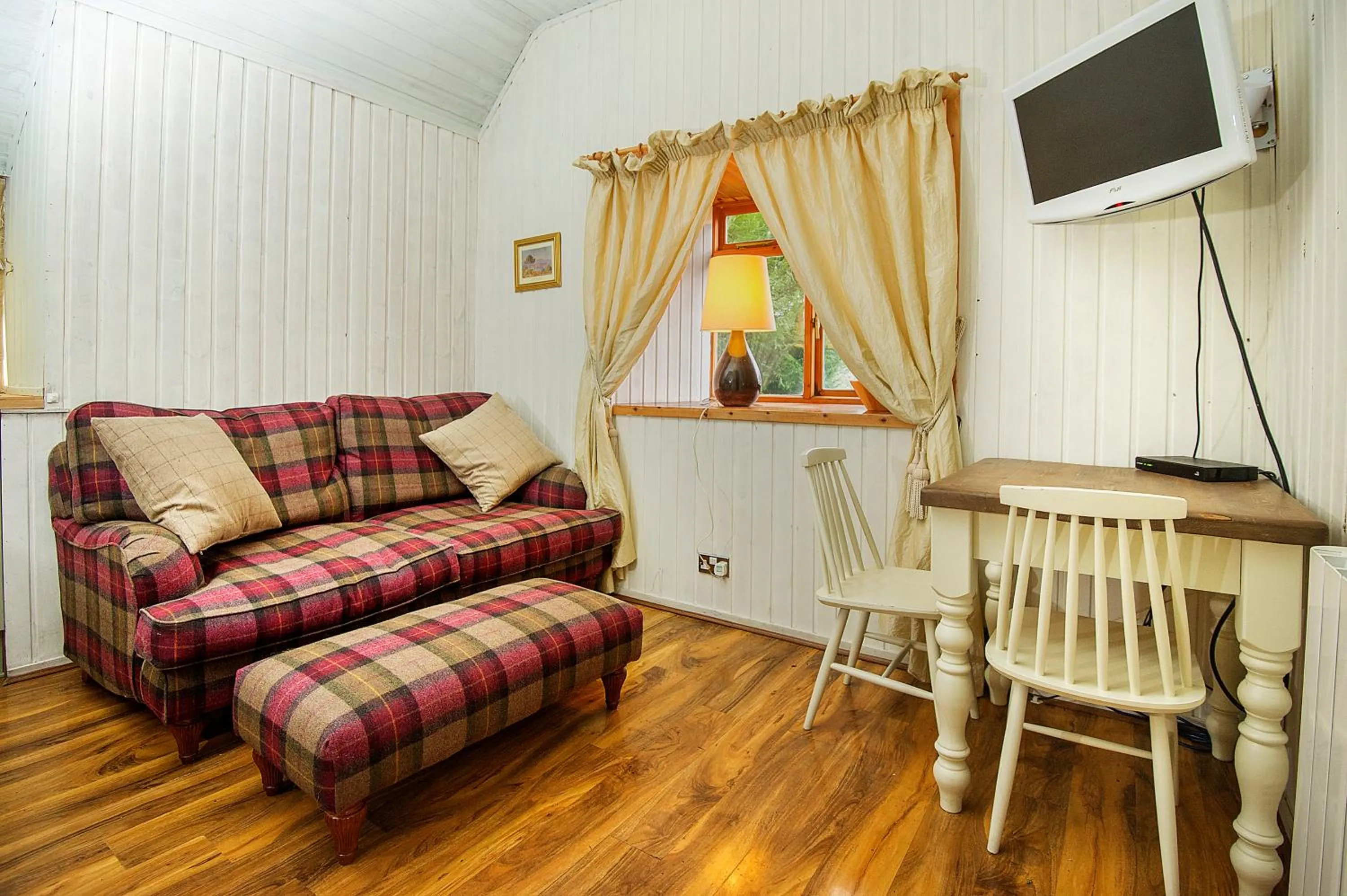 The Falls Of Dochart Inn