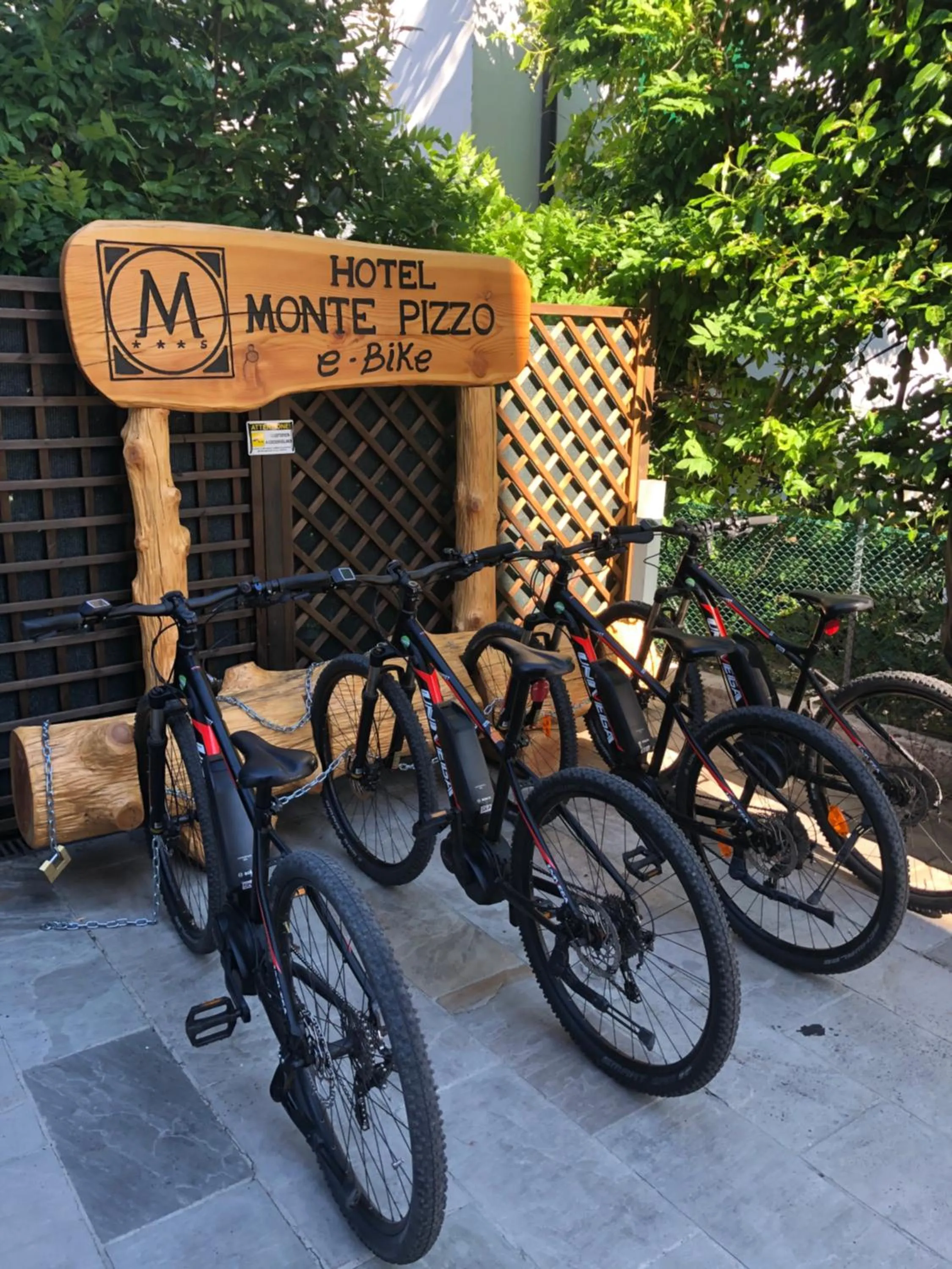 Cycling in Hotel Montepizzo