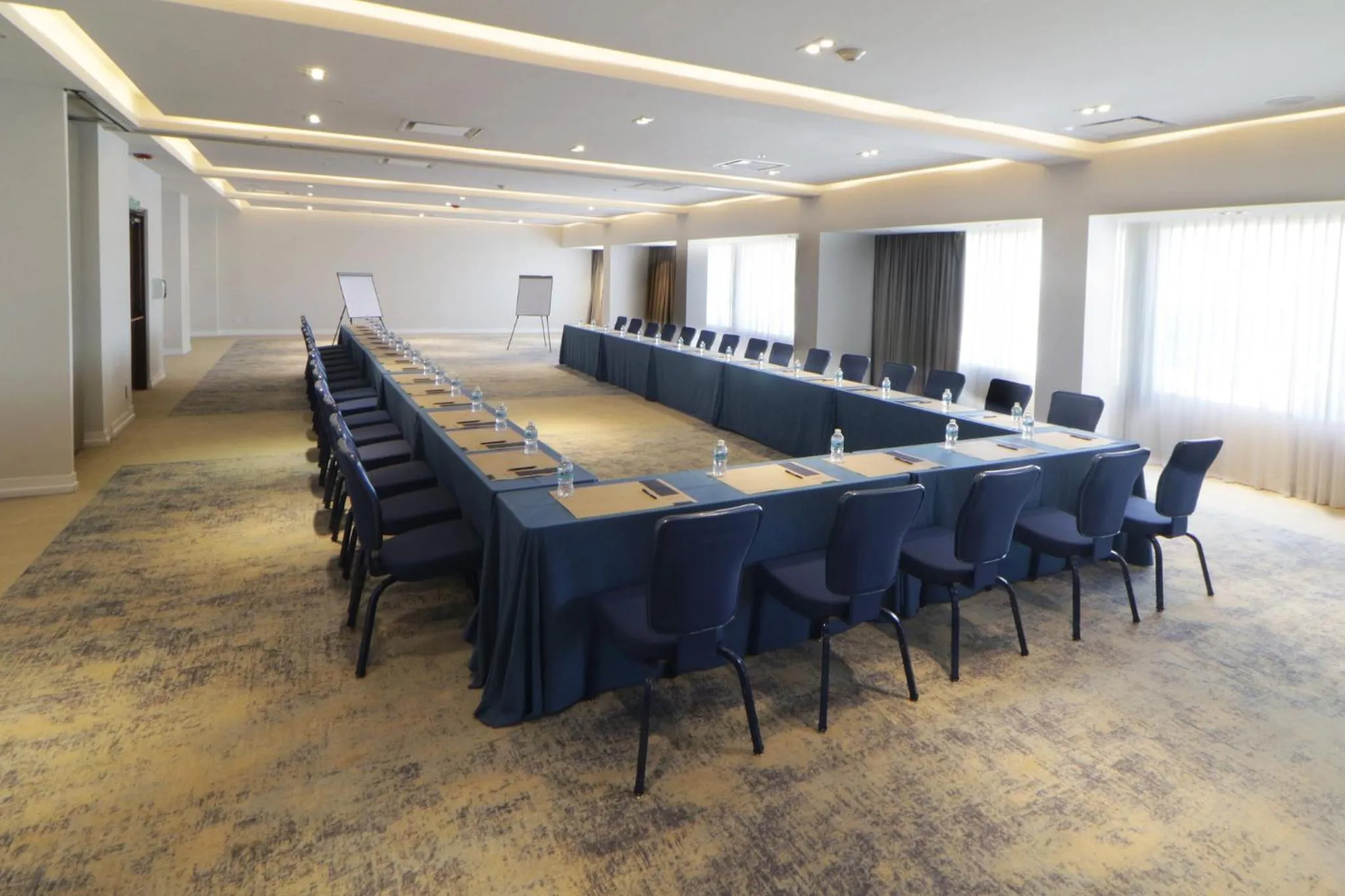 Meeting/conference room in Hotel Indigo Guadalajara Expo by IHG