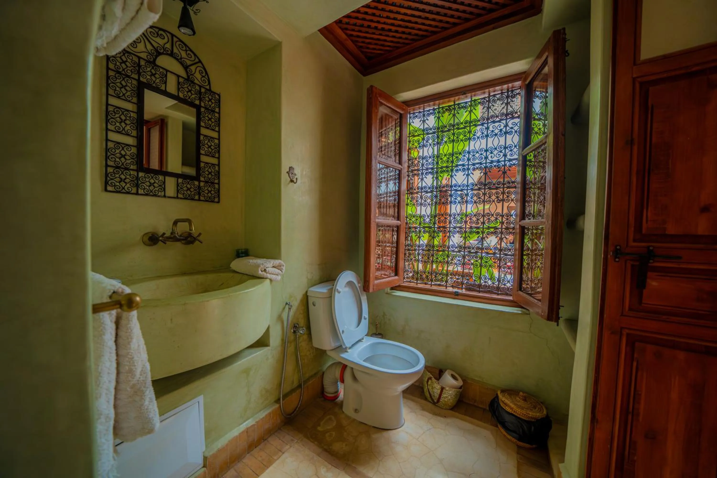 Bathroom in Riad Euphorbe