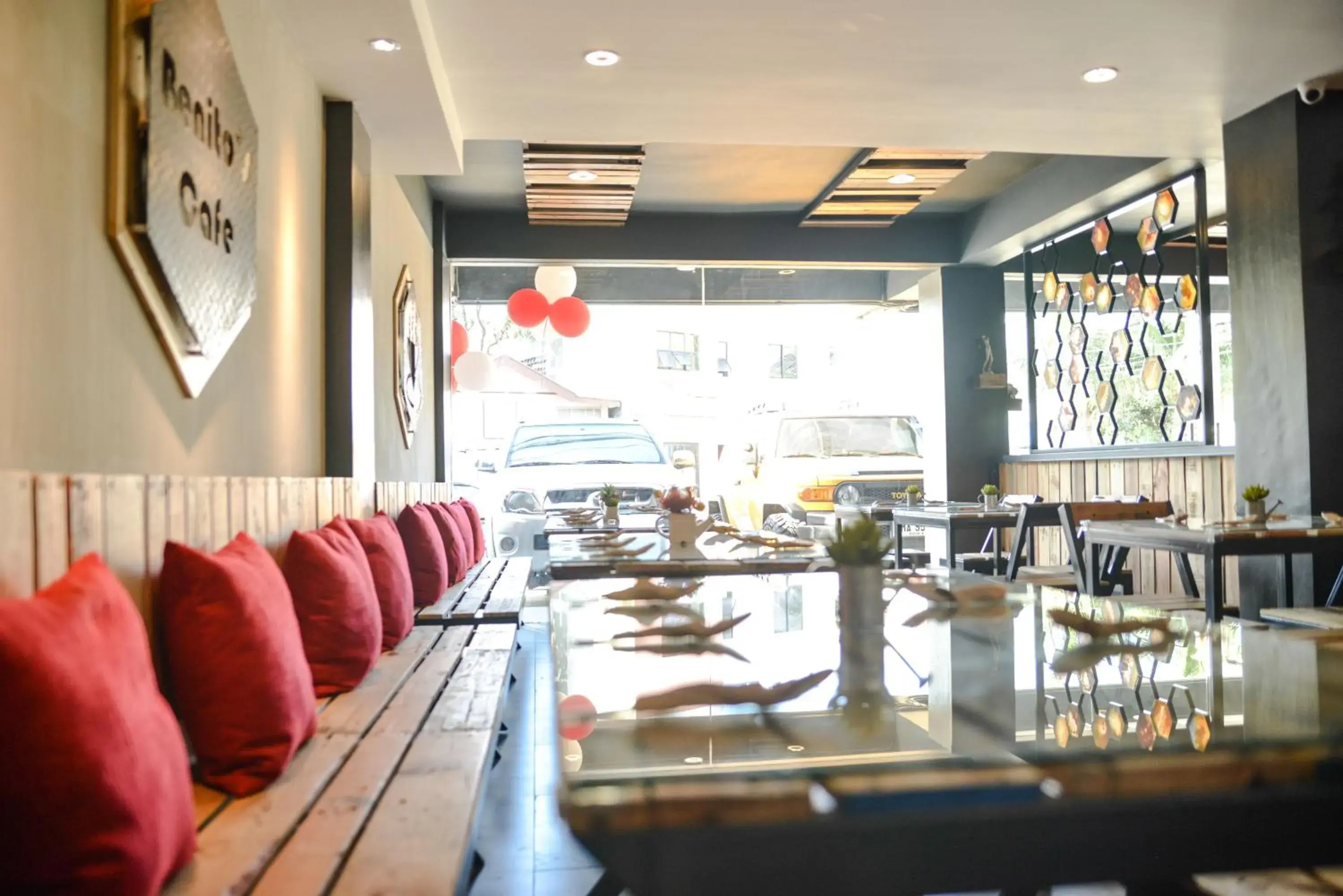 Lounge or bar in RedDoorz Plus @ Taft North Mandurriao Lounge or bar in RedDoorz Plus @ Taft North Mandurriao