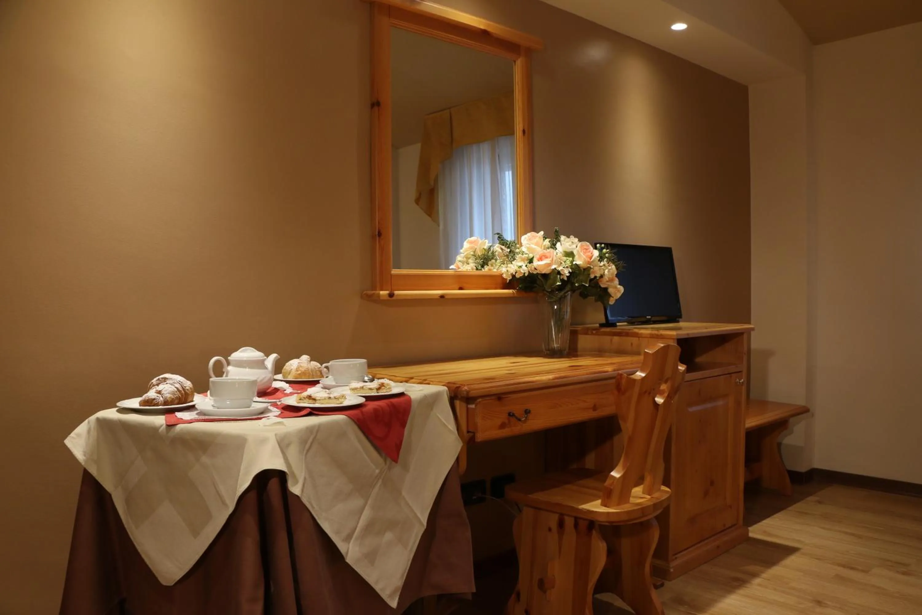 Decorative detail in Hotel Centrale