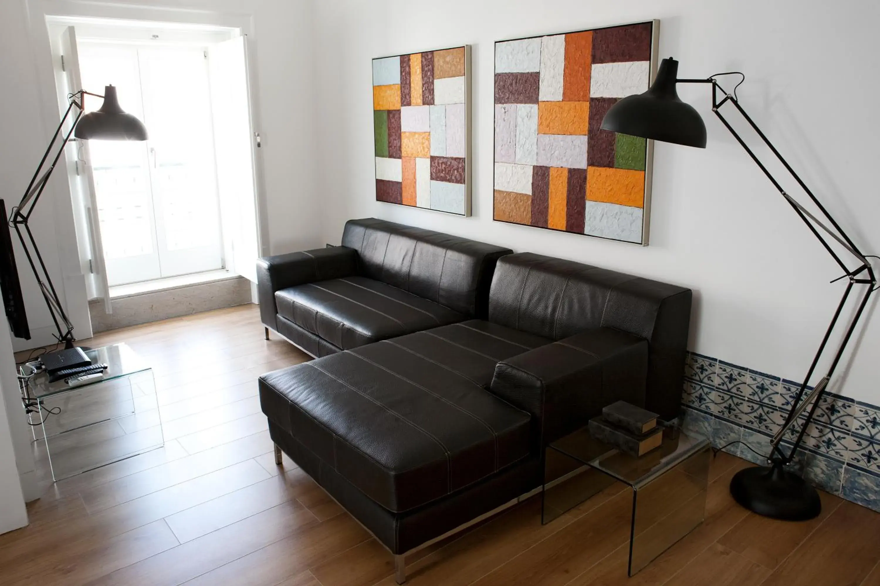 Living room in Lisbon Serviced Apartments - Baixa Living room in Lisbon Serviced Apartments - Baixa