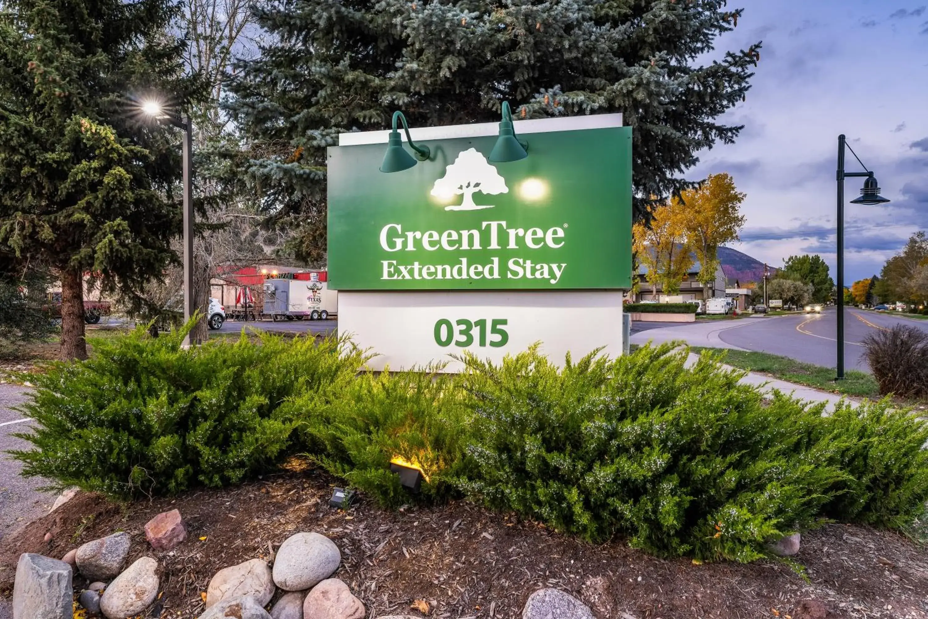 Property building in GreenTree Suites Eagle / Vail Valley Property building in GreenTree Suites Eagle / Vail Valley