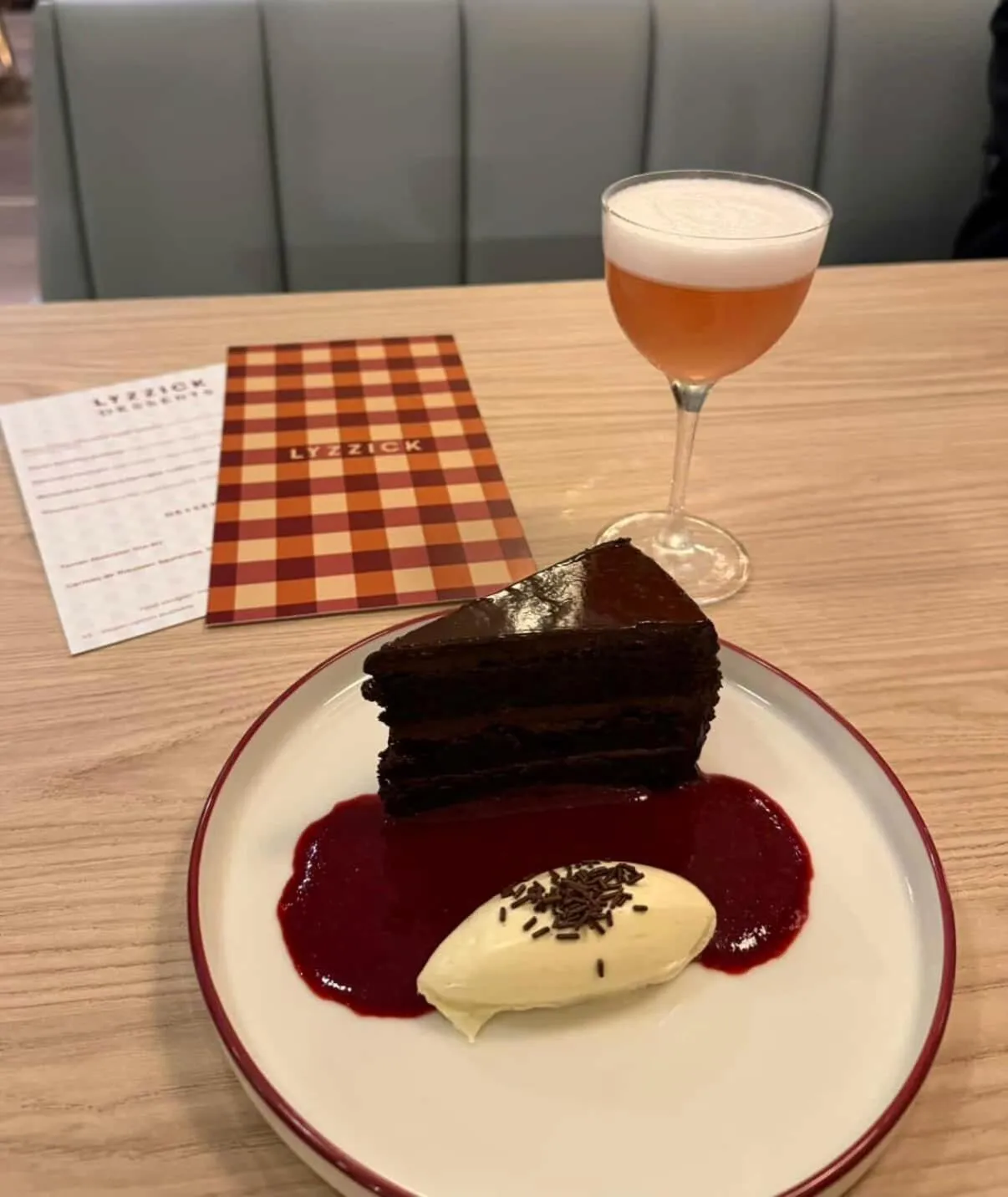 Lounge or bar in Lyzzick