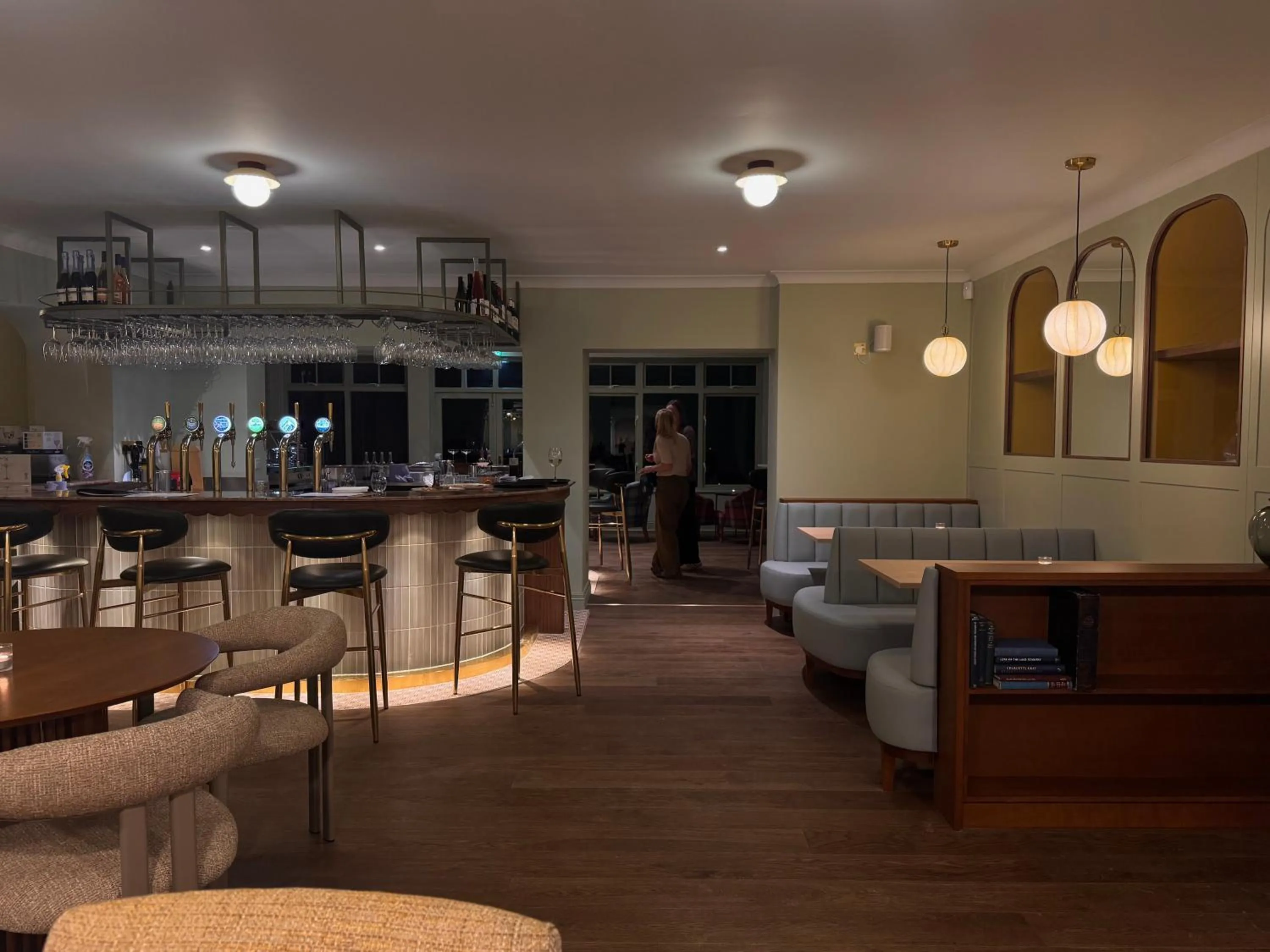 Lounge or bar in Lyzzick