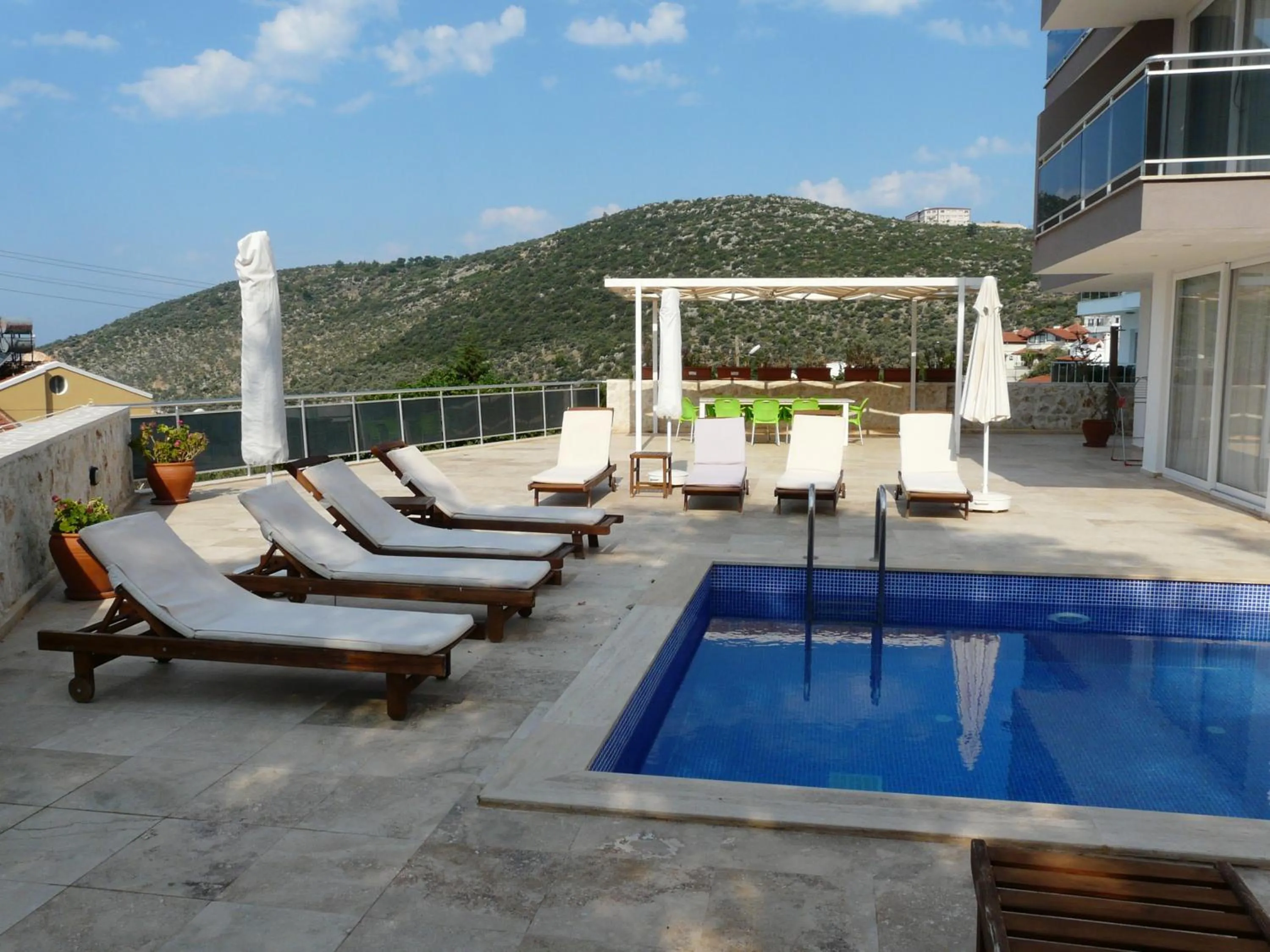 Apollon Apartment