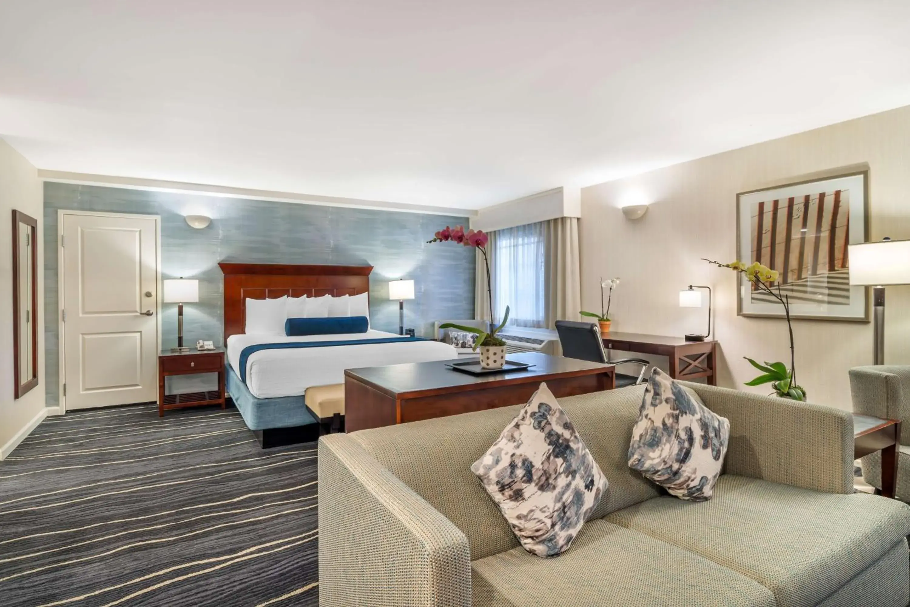 Photo of the whole room in Best Western Plus Carpinteria Inn Photo of the whole room in Best Western Plus Carpinteria Inn