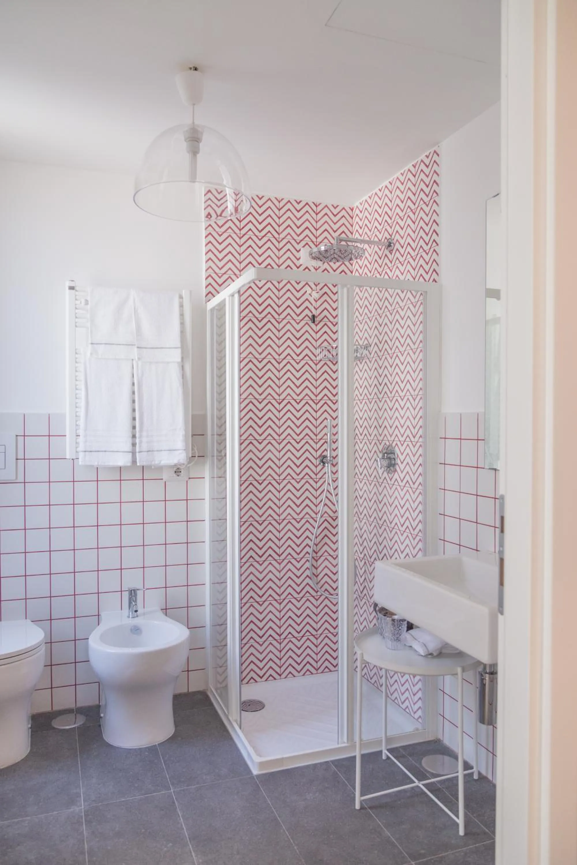 Shower in Nonna Pina Art Rooms