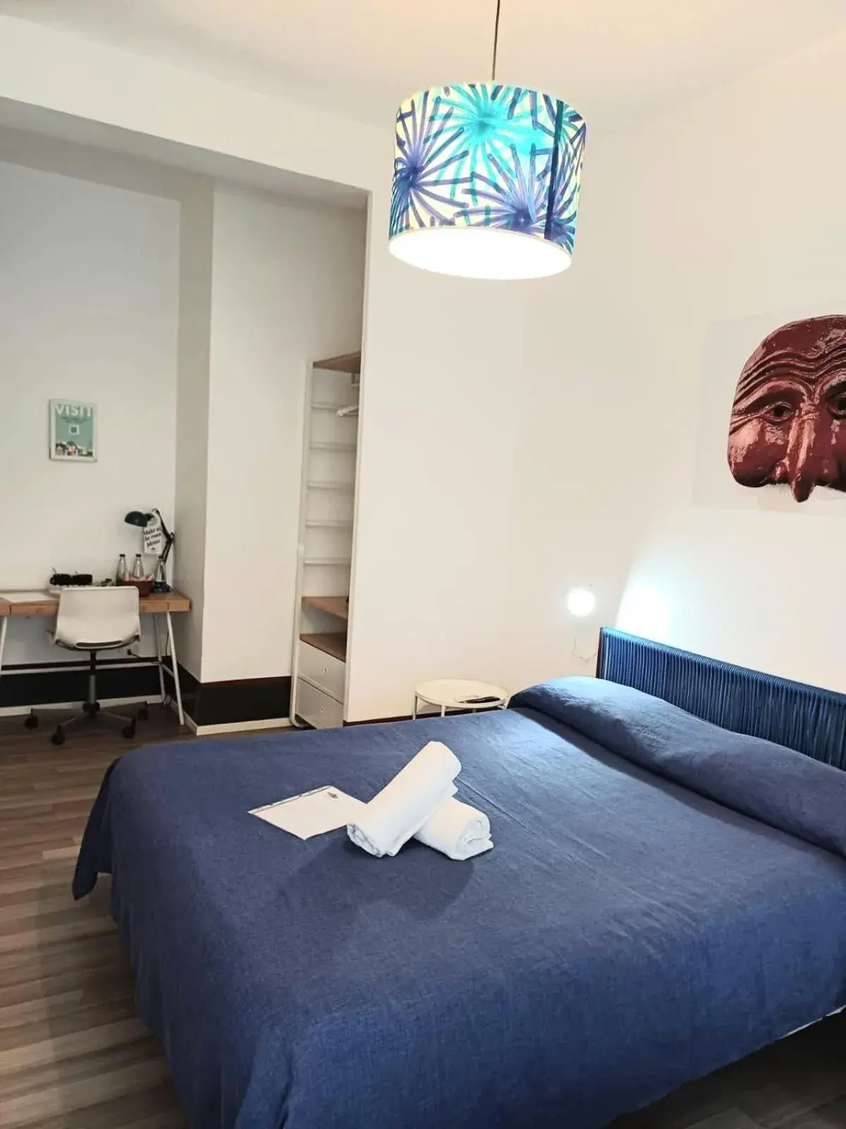 Triple Room in Nonna Pina Art Rooms Triple Room in Nonna Pina Art Rooms