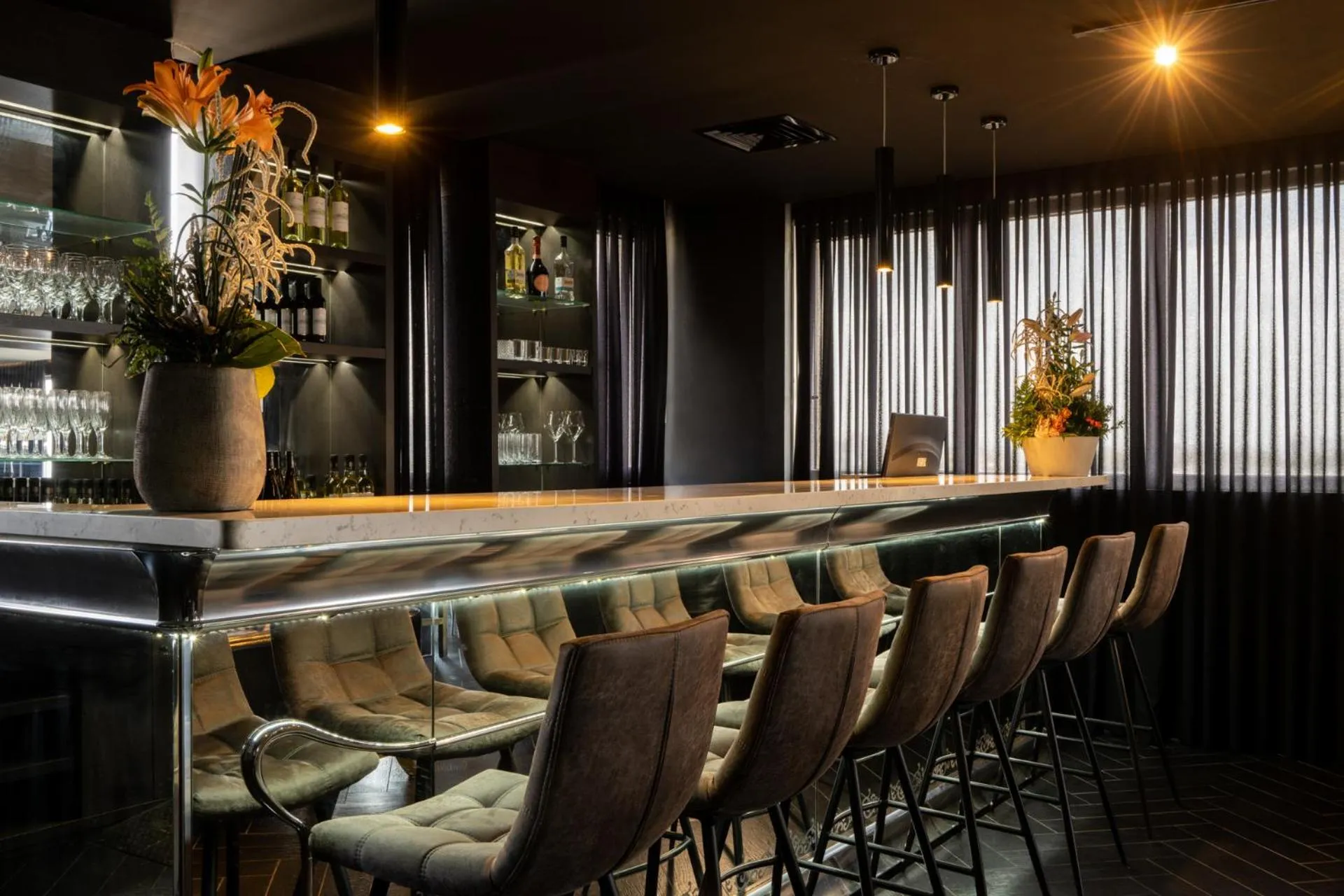 Lounge or bar in Leonardo Boutique Rehovot