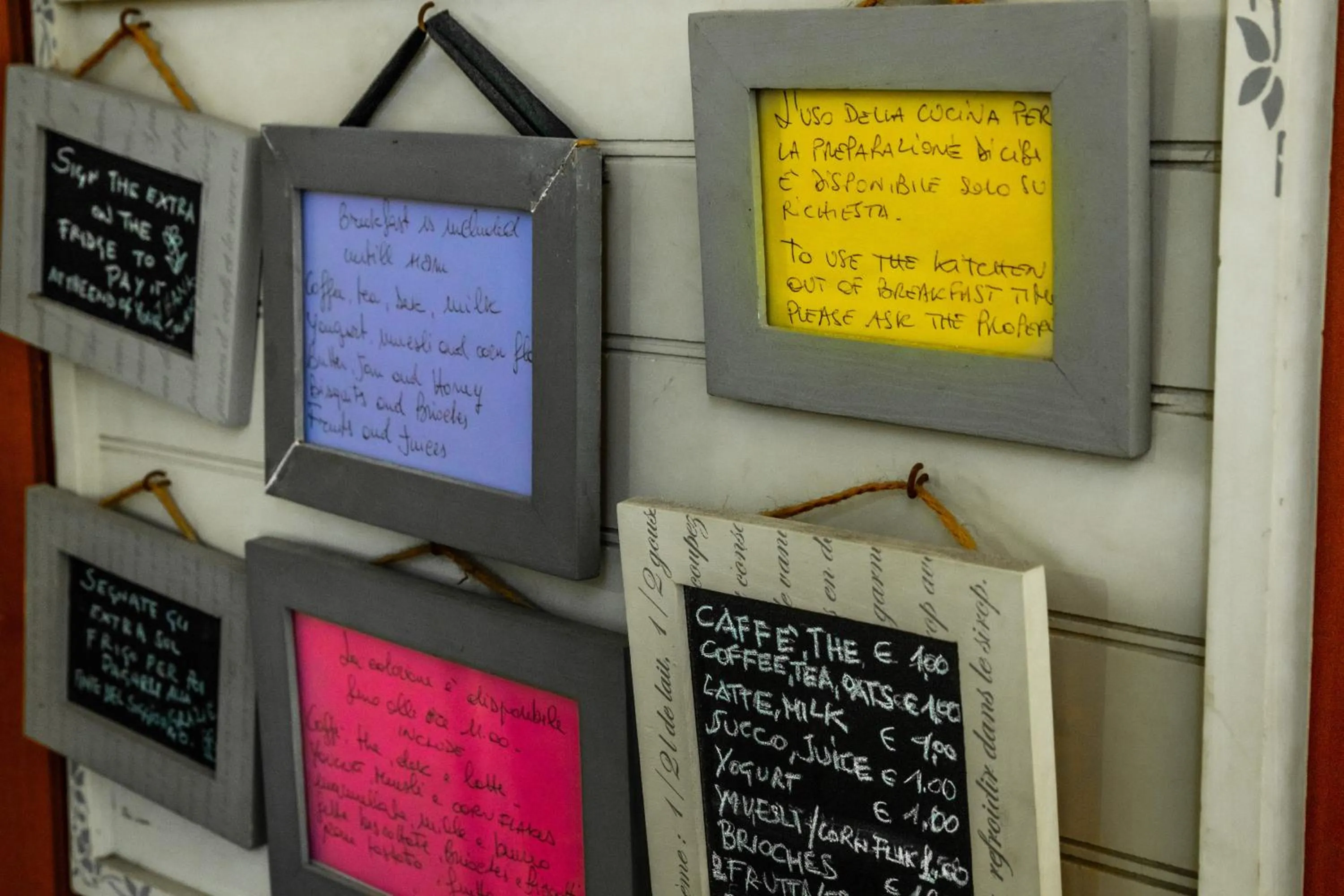 Decorative detail in Barocchetto Romano