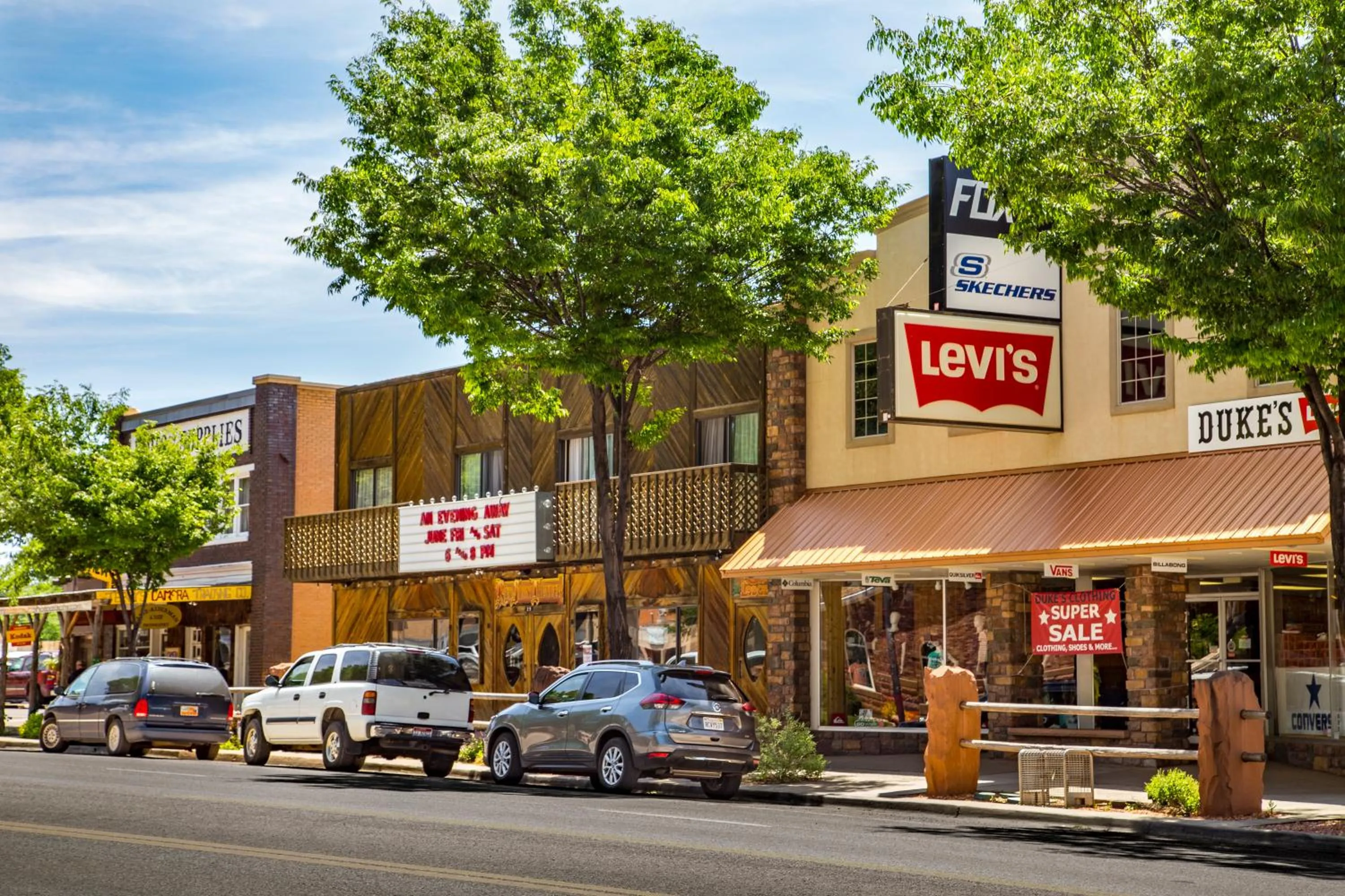 Nearby landmark in Aikens Lodge