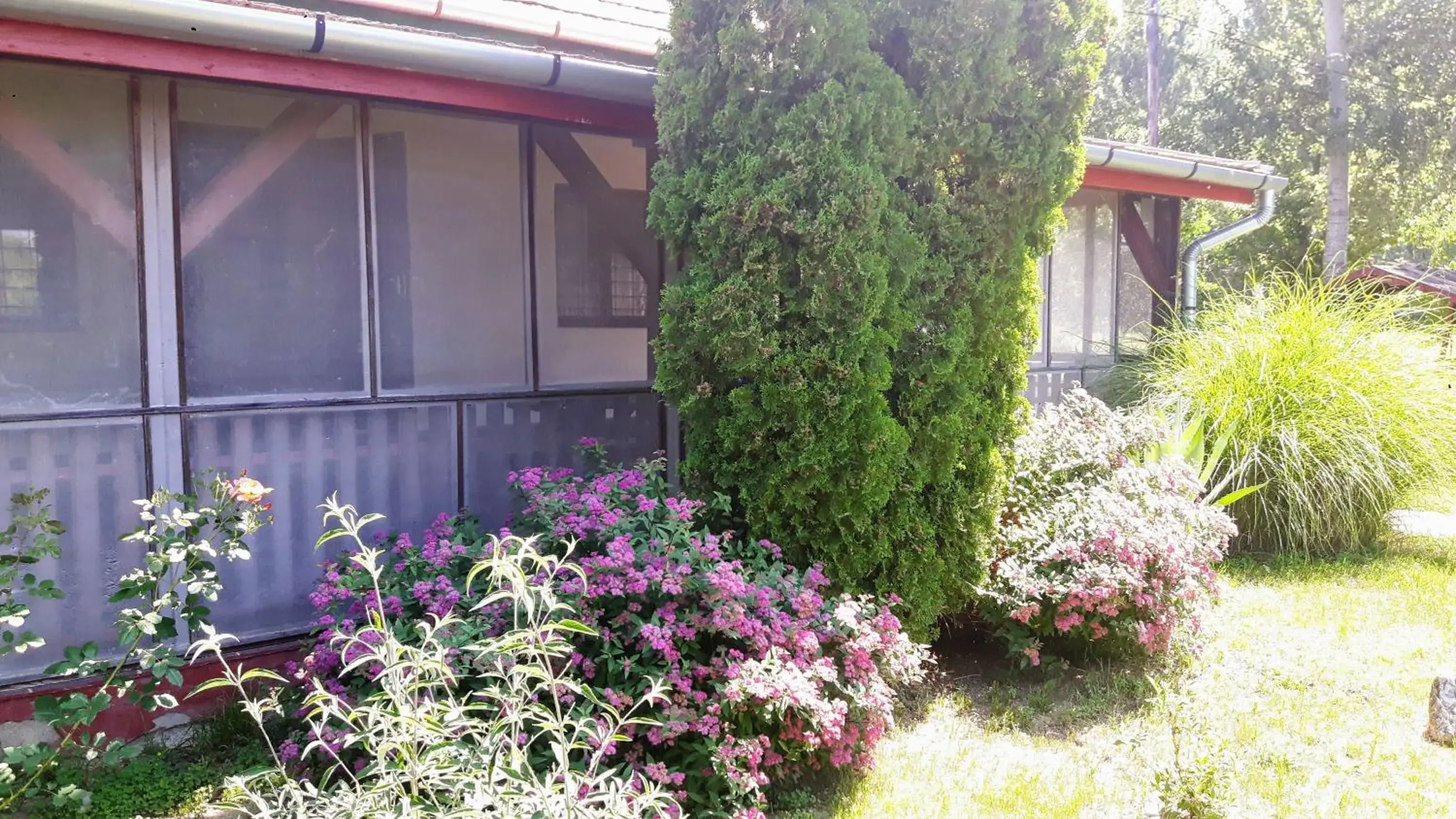 Tiszai Vándor Apartmanház Tiszai Vándor Apartmanház