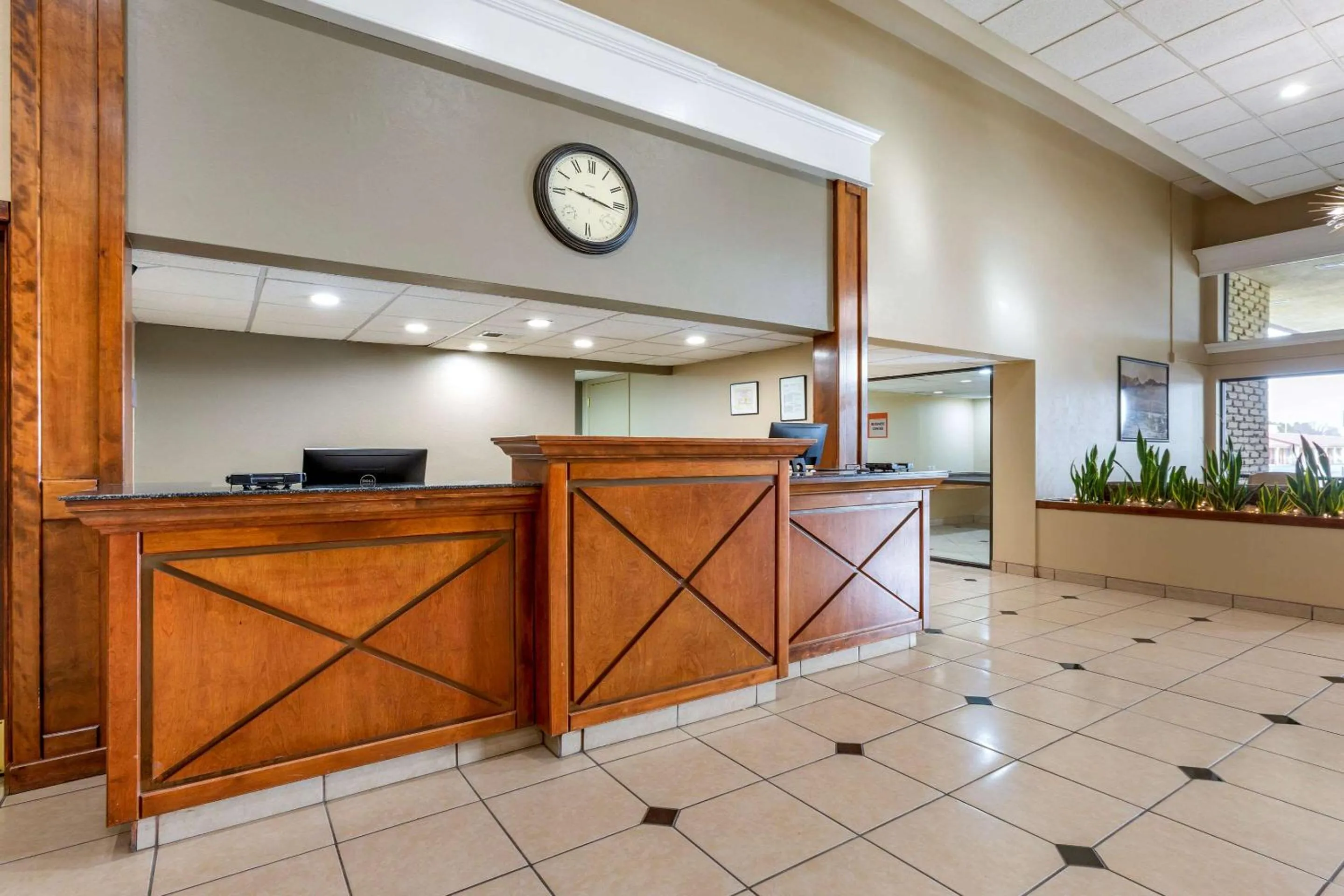 Lobby or reception in Clarion Inn & Suites Roswell