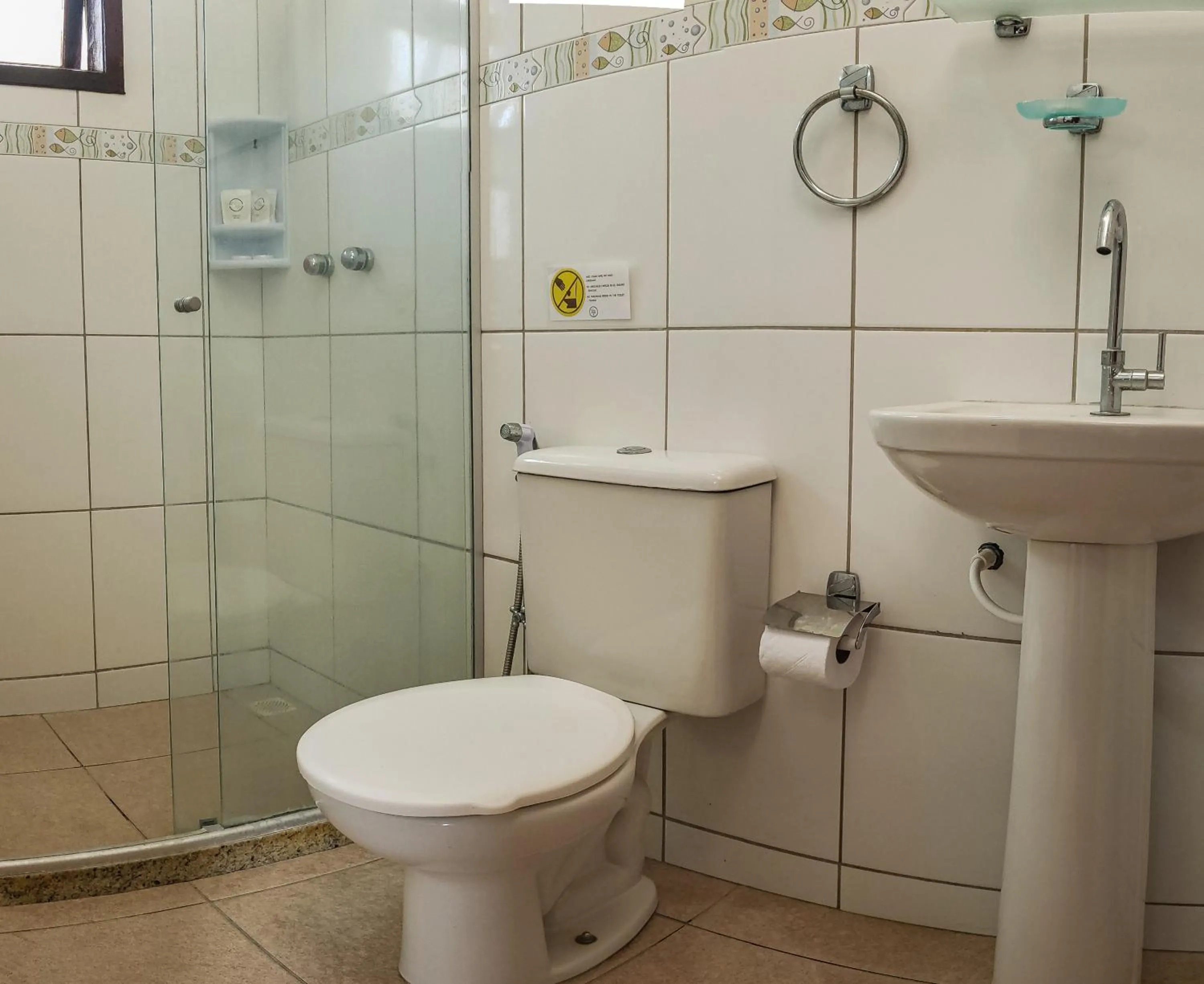 Bathroom in Pousada Porto Praia