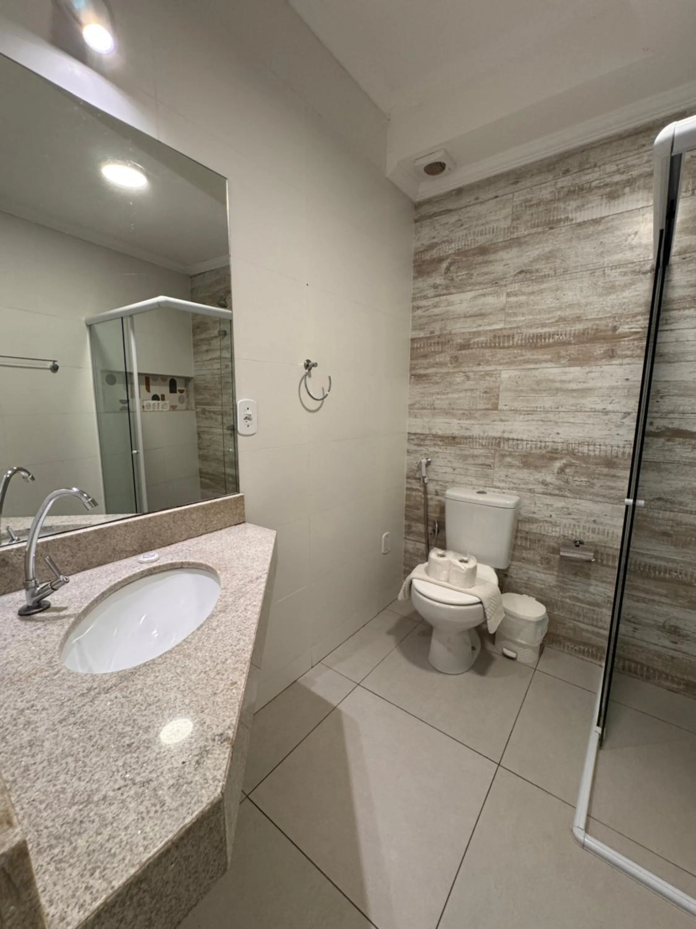 Bathroom in Pousada Porto Praia