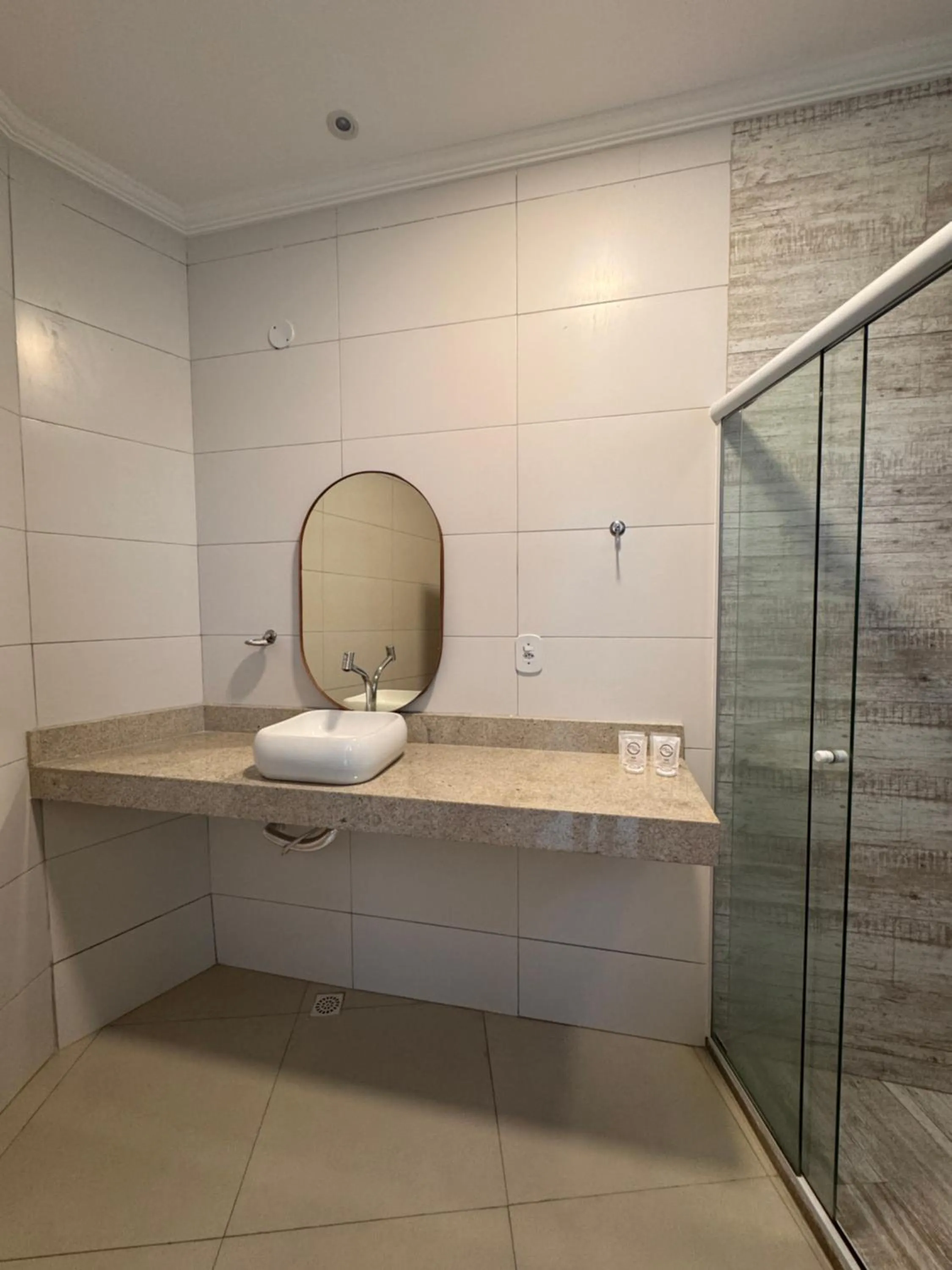 Bathroom in Pousada Porto Praia