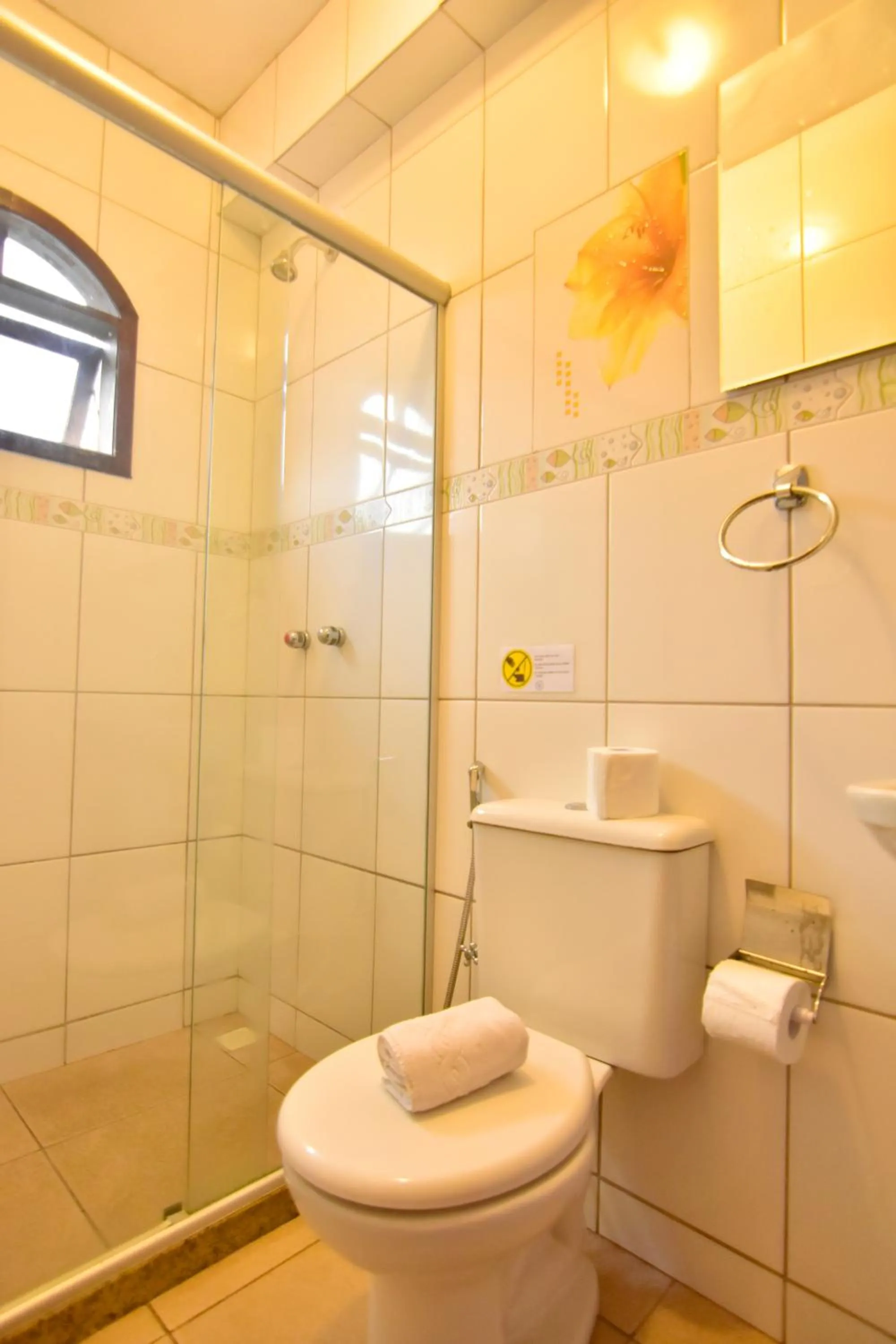 Shower in Pousada Porto Praia