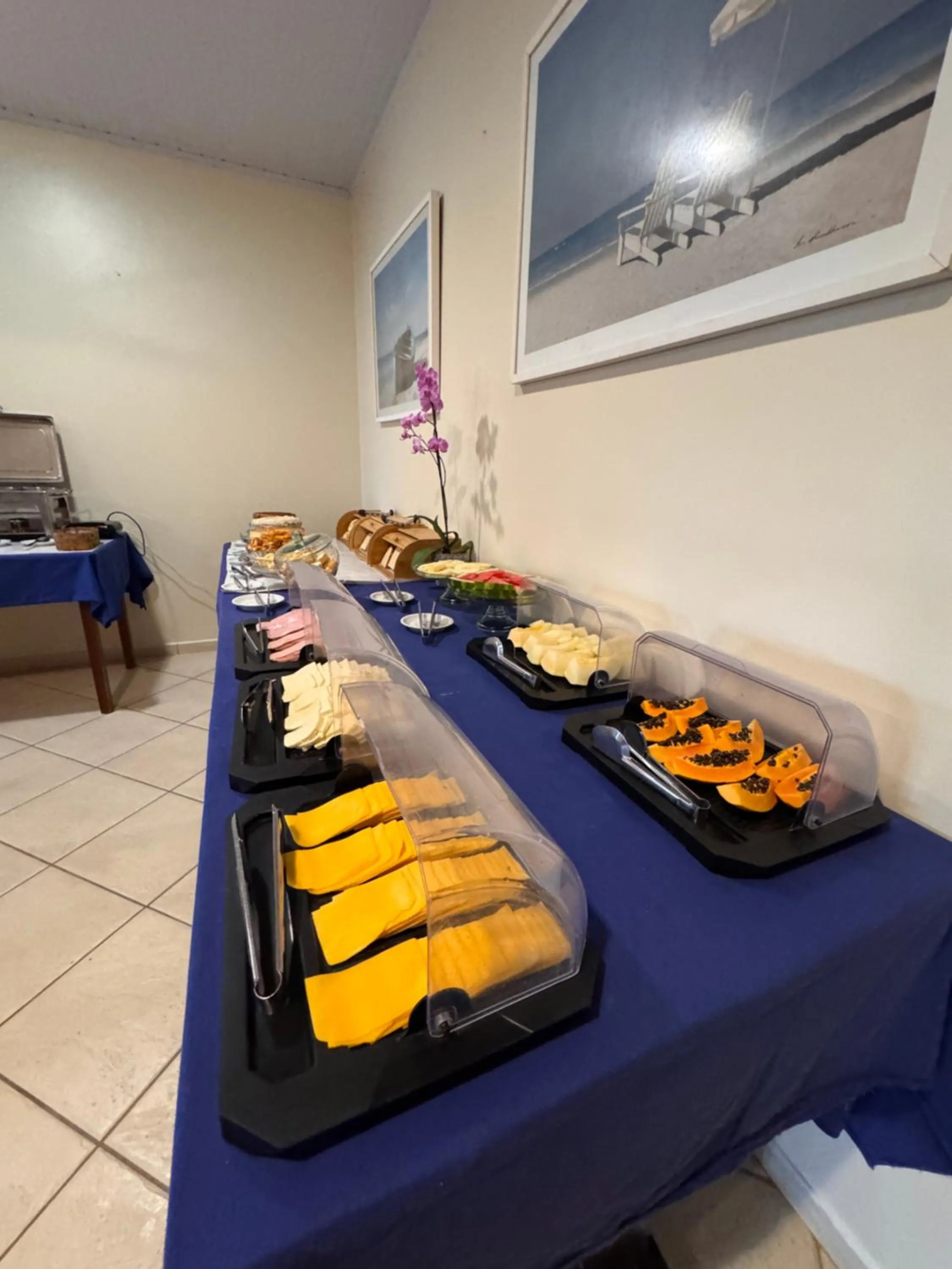 Buffet breakfast in Pousada Porto Praia