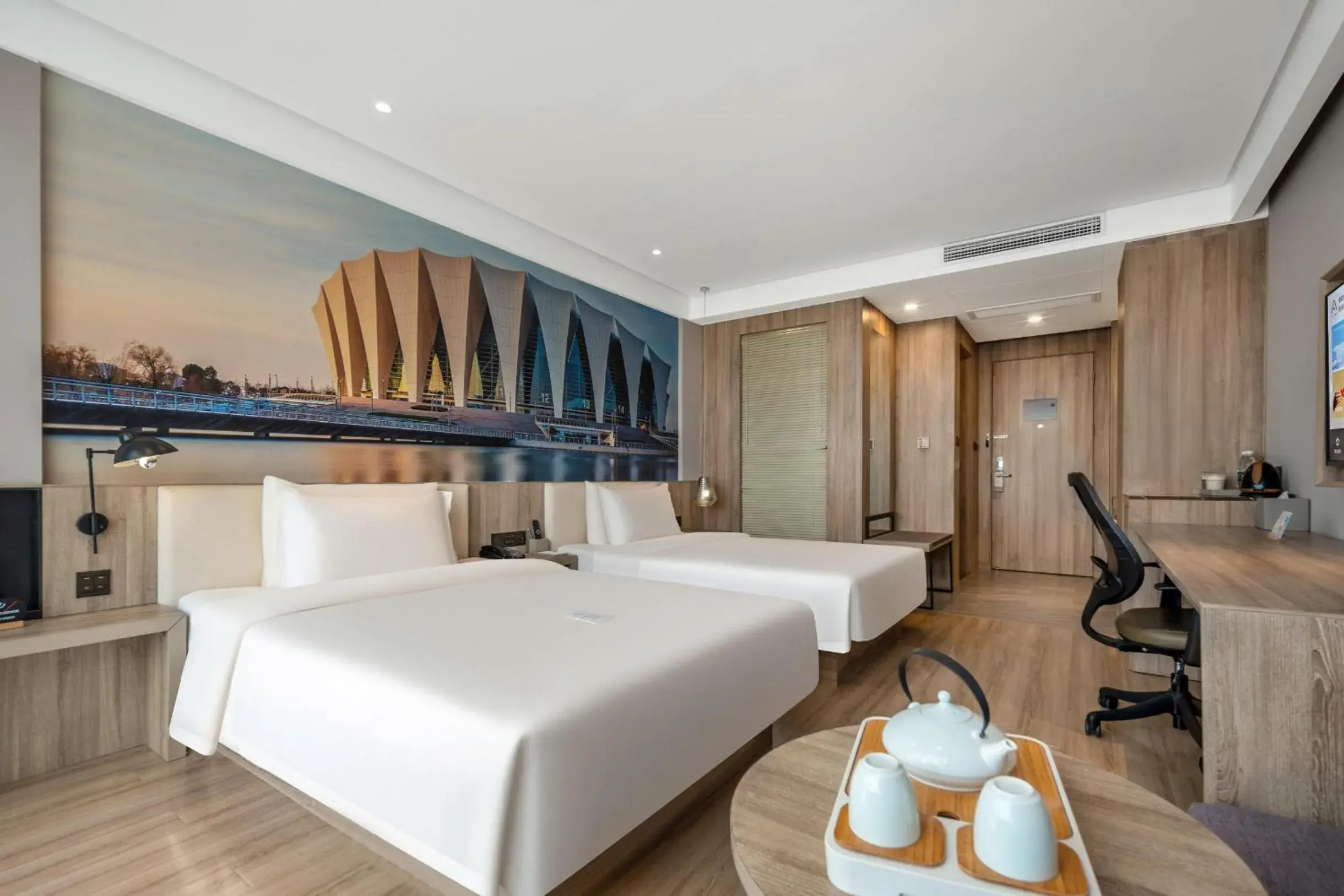 Bed in Atour Hotel (Shanghai International Tourism and Resorts Zone XiuYan Road) Bed in Atour Hotel (Shanghai International Tourism and Resorts Zone XiuYan Road)