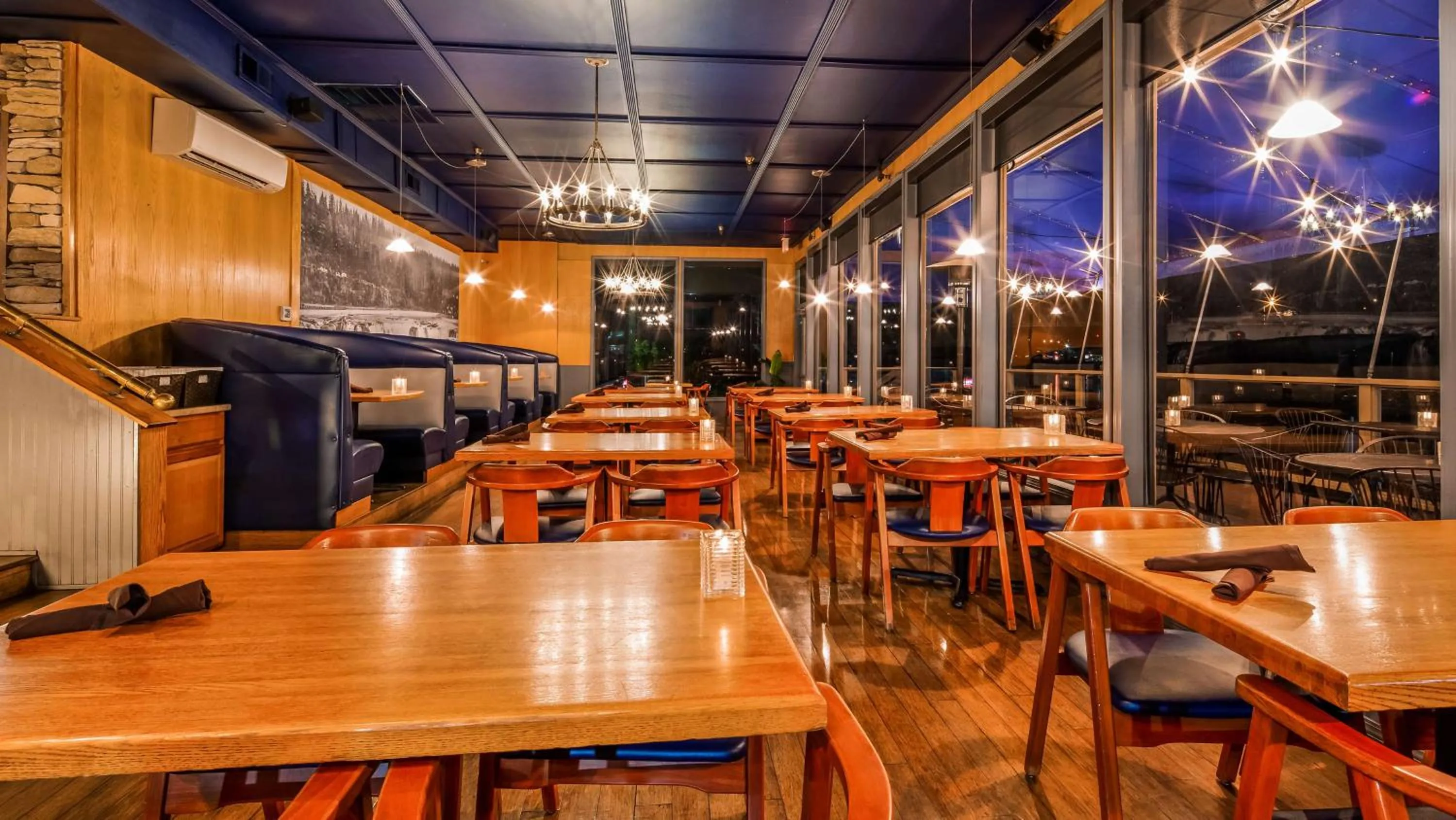 Restaurant/places to eat in Best Western Plus Rivershore Hotel