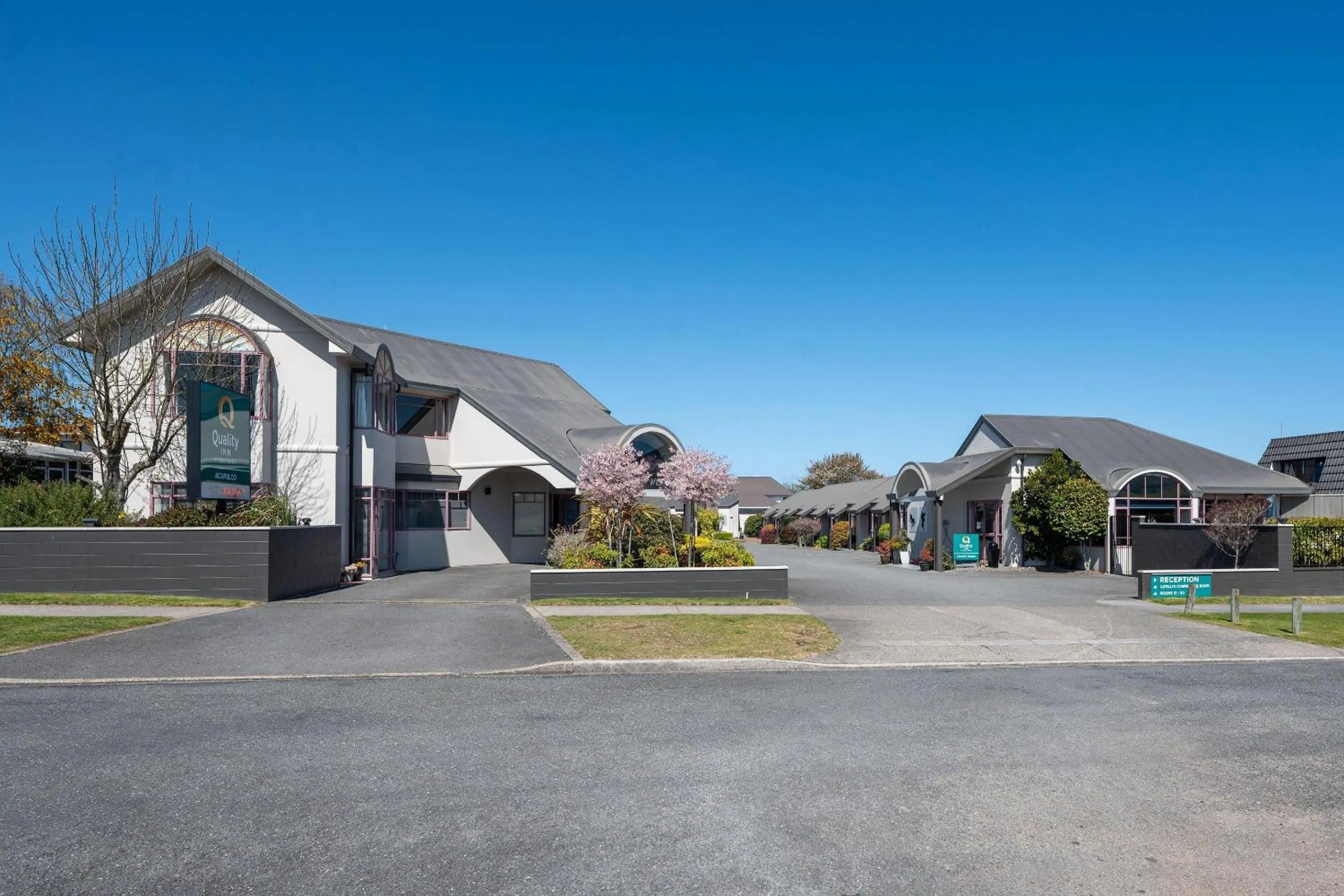 Property building in Quality Inn Acapulco Taupo