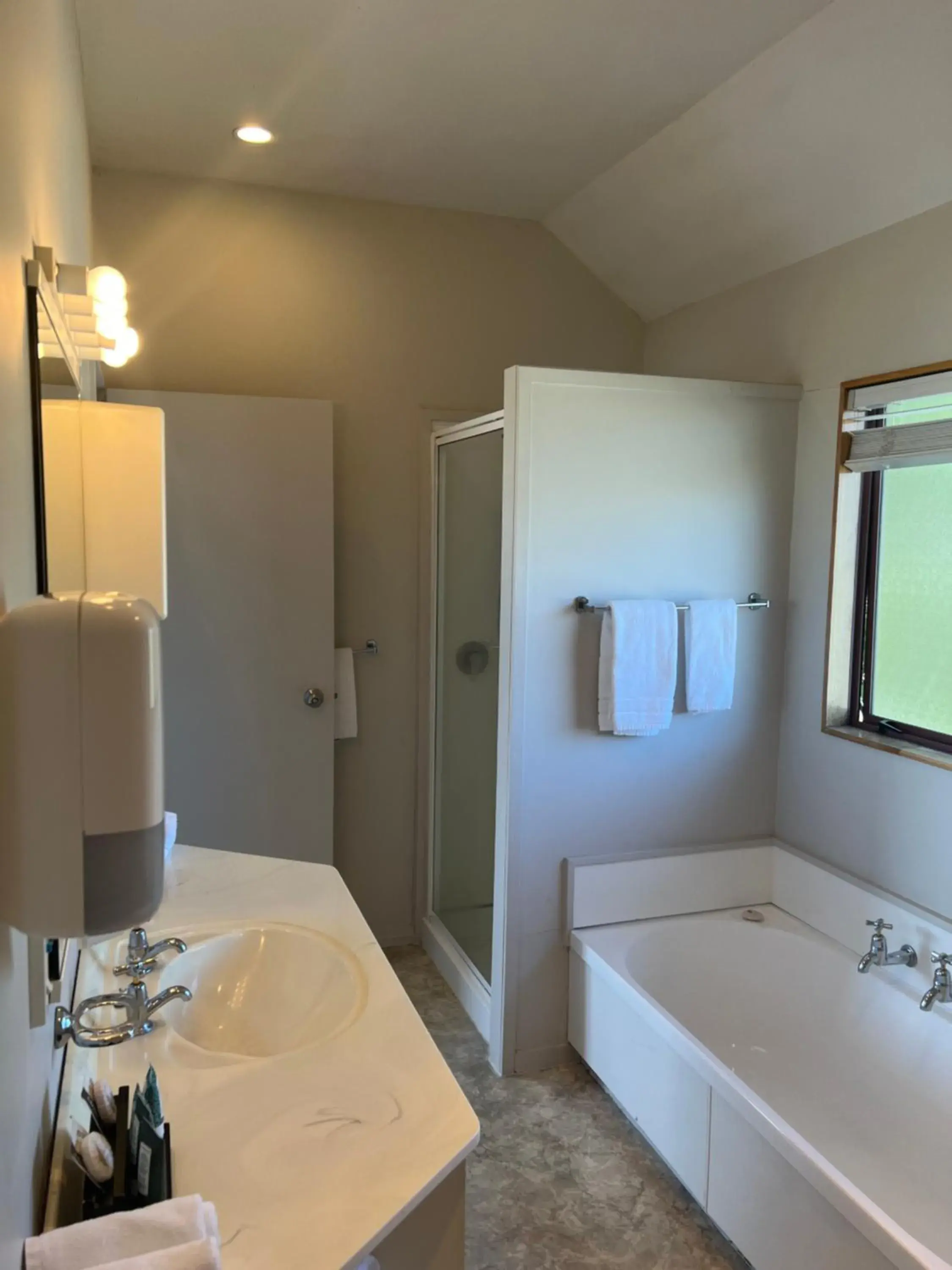 Townhouse in Quality Inn Acapulco Taupo Townhouse in Quality Inn Acapulco Taupo