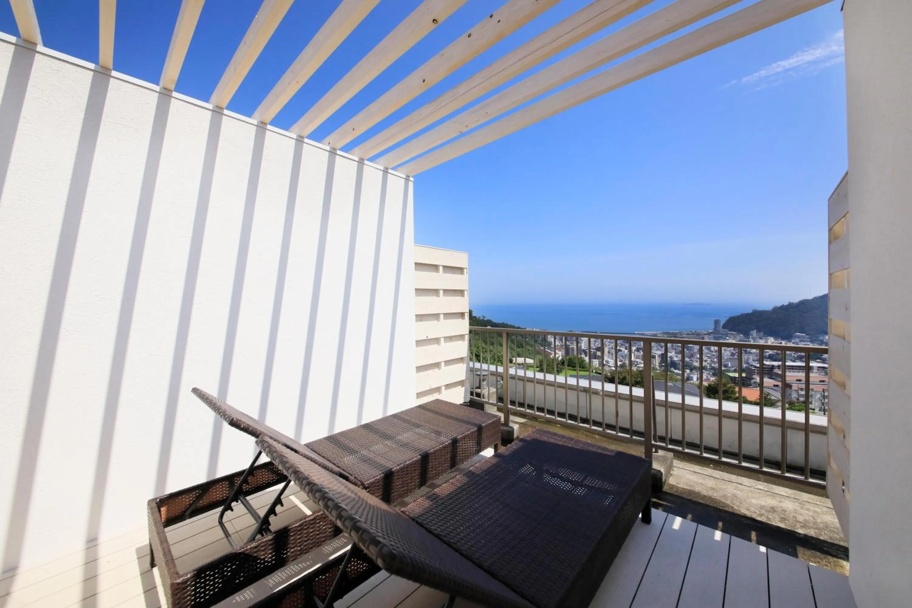 Balcony/Terrace in Atami Fuga