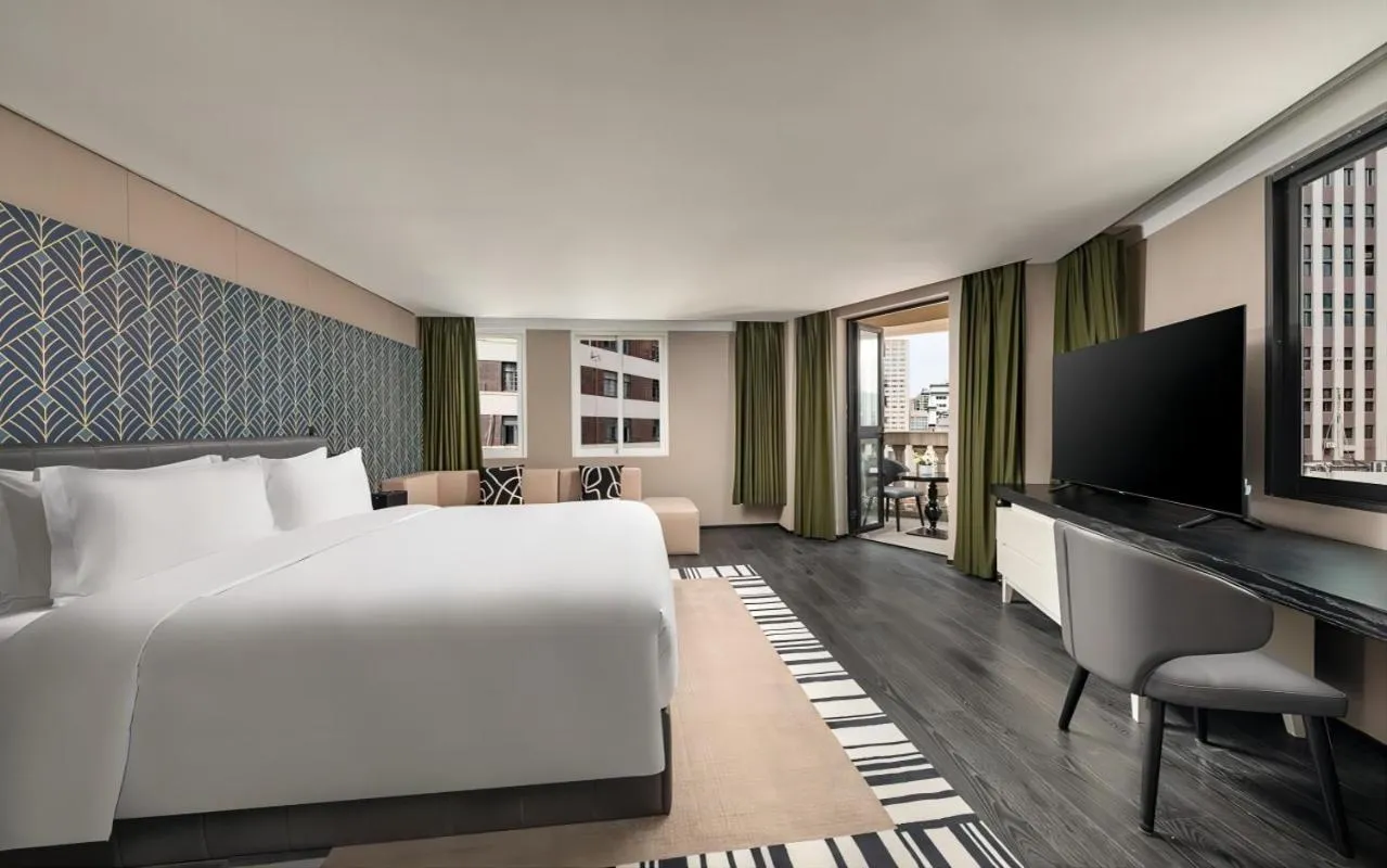 View (from property/room), Bed in JingLai Bushe Hotel Bund Nanjing West Road Shanghai