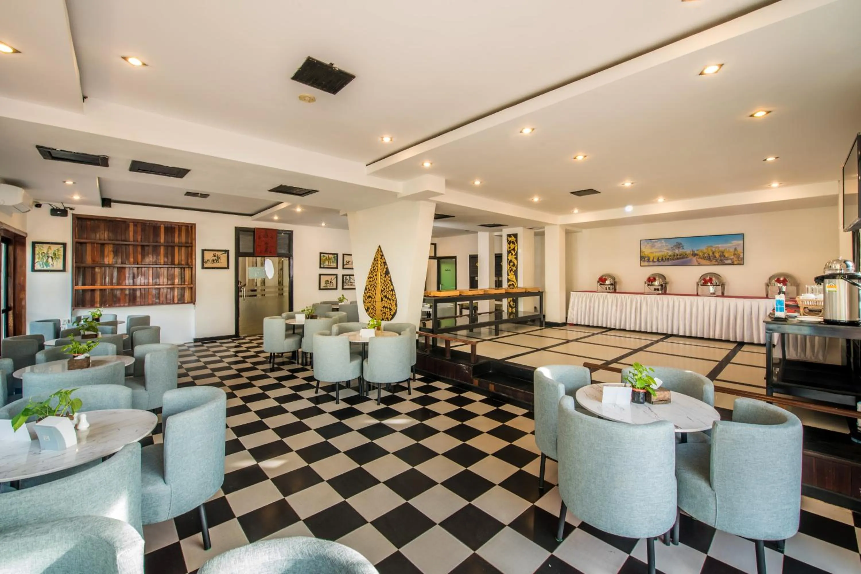 Restaurant/places to eat in The Sanctuary Residence