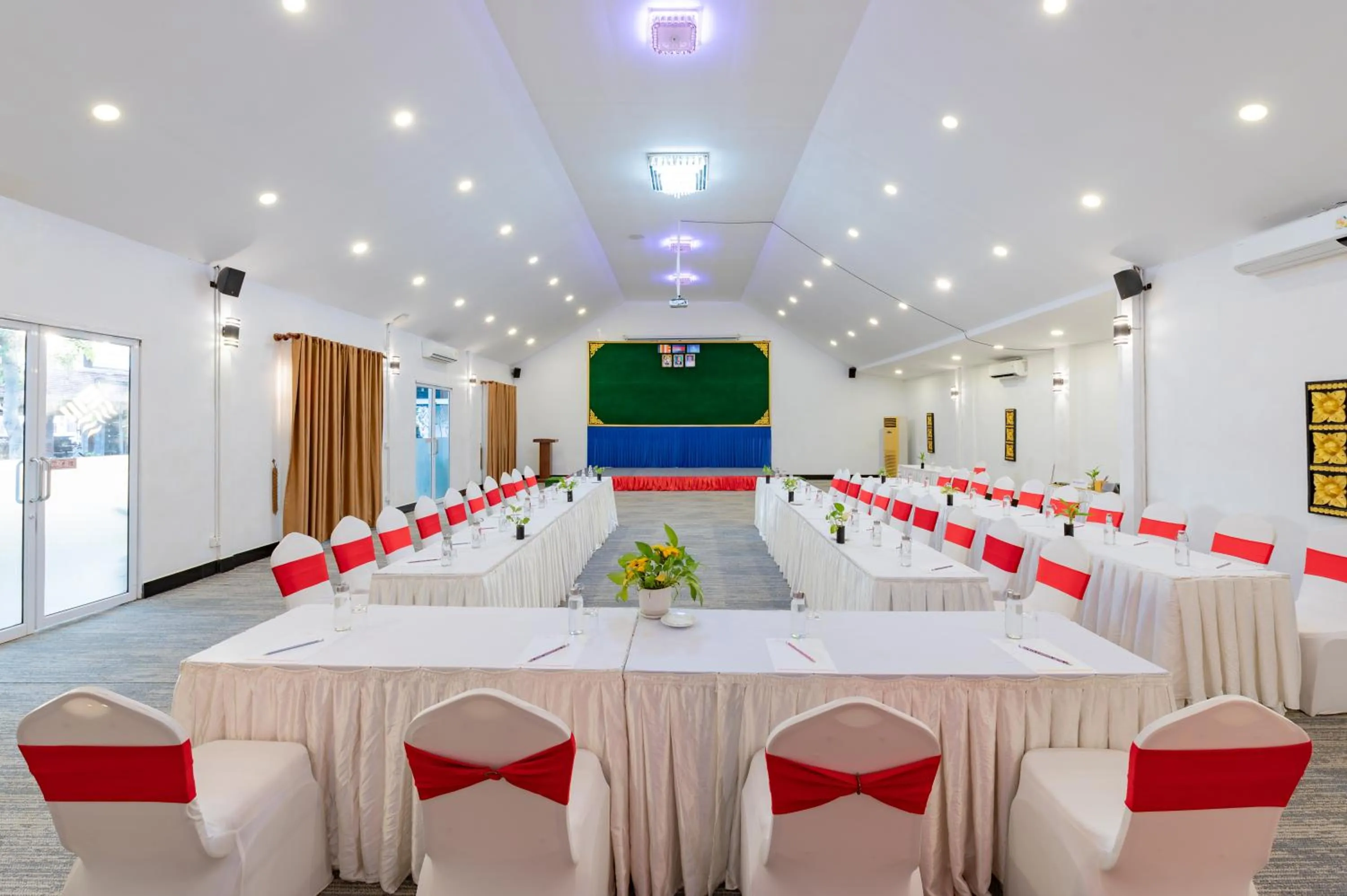 Meeting/conference room in The Sanctuary Residence