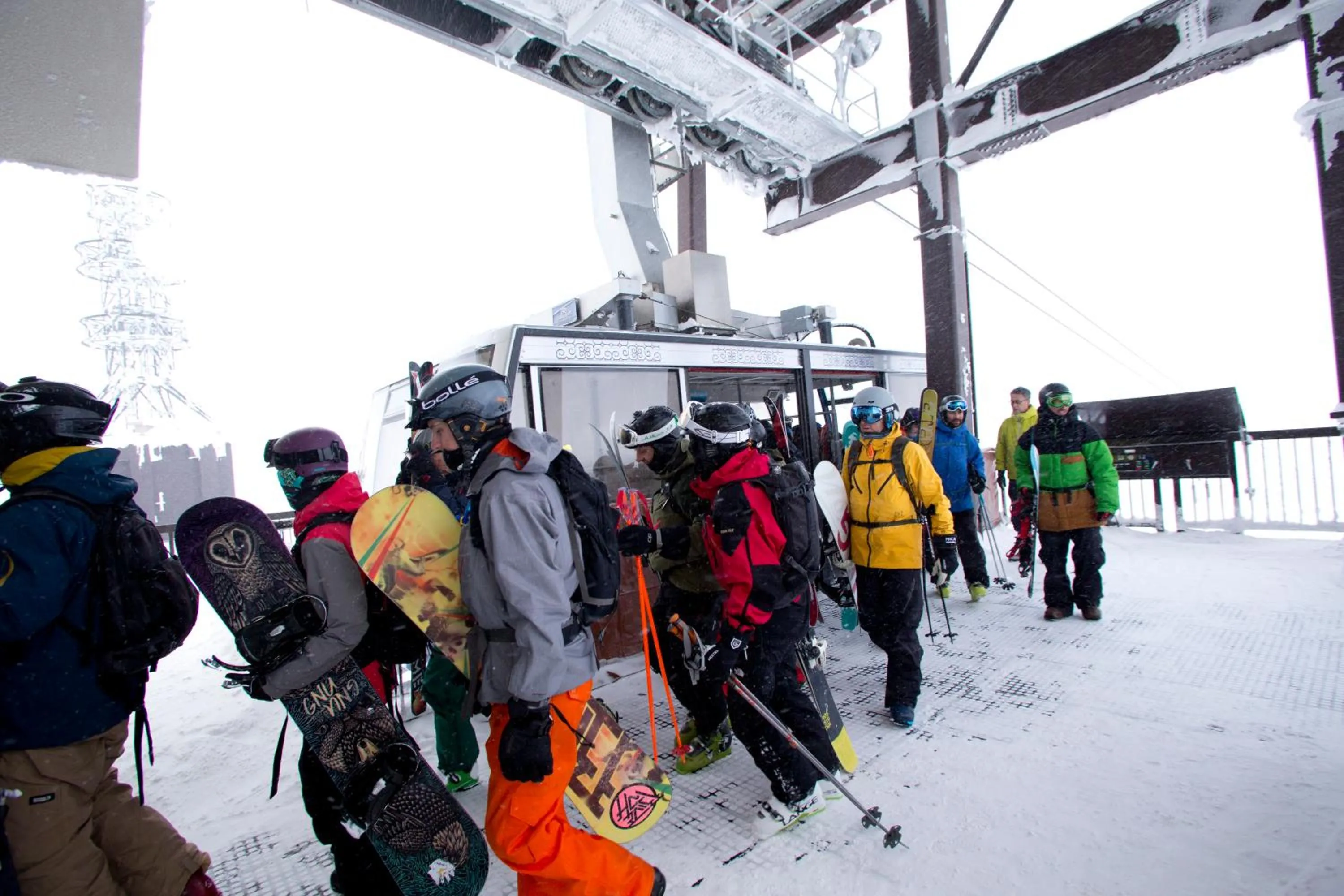 Skiing in Asahidake Onsen Hotel Deer Valley