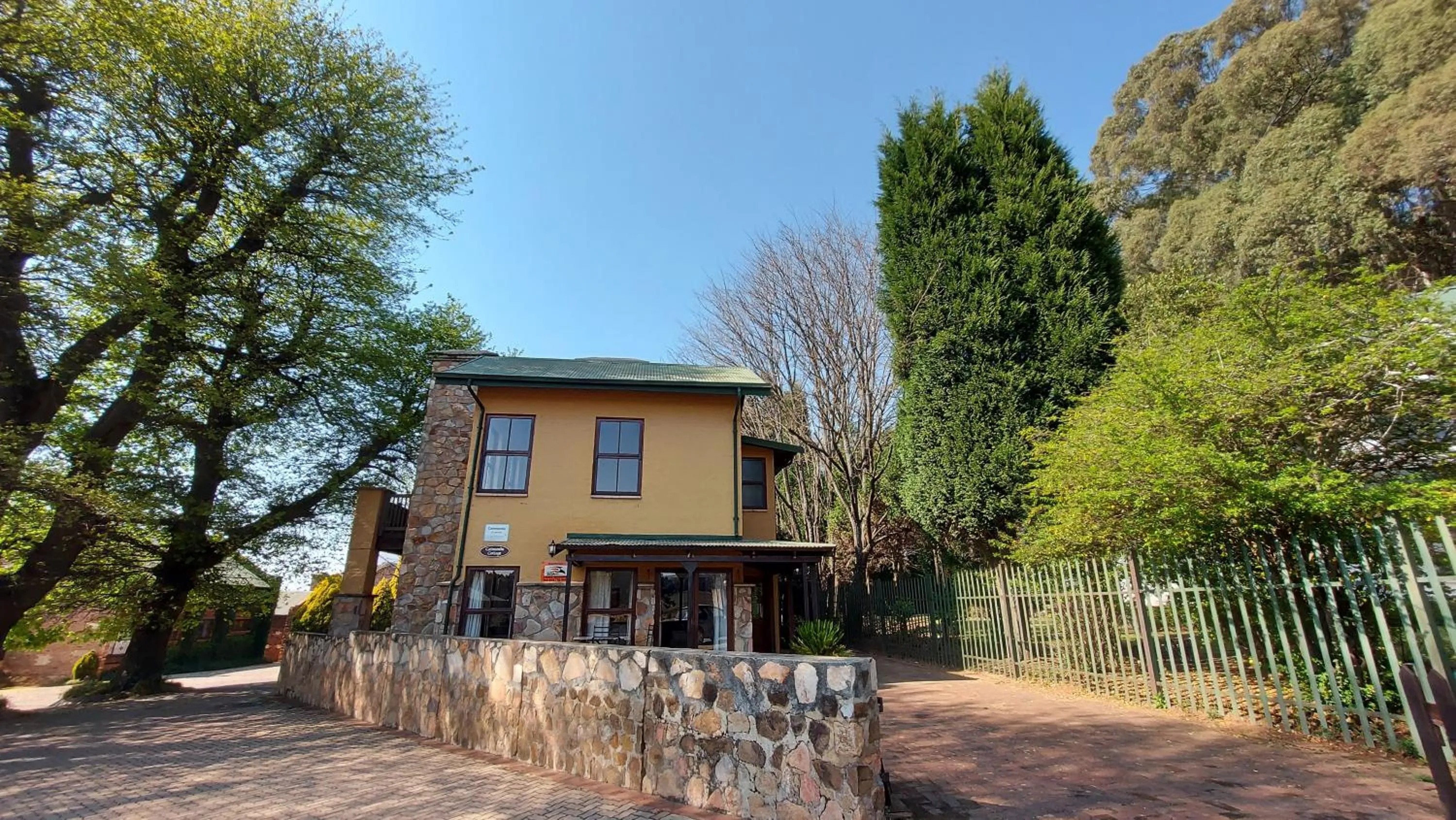 Property building in Catmandu