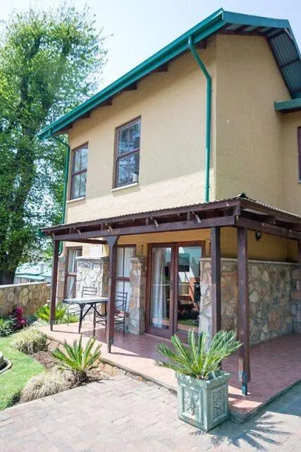 Facade/entrance in Catmandu