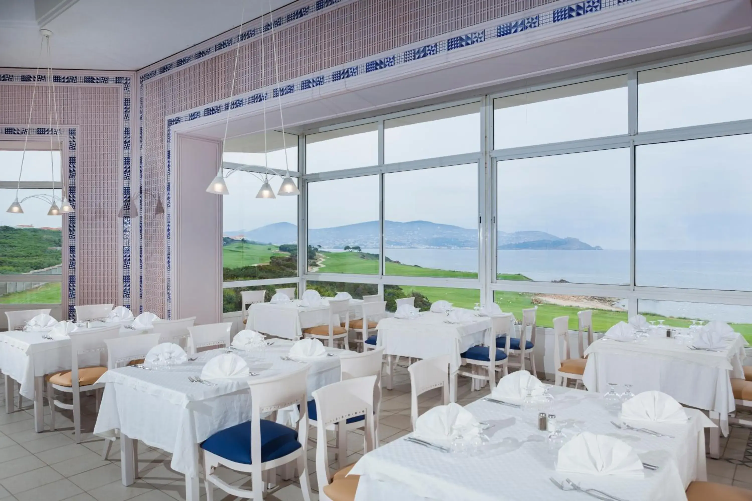 Restaurant/places to eat in Thabraca Thalasso & Diving Restaurant/places to eat in Thabraca Thalasso & Diving