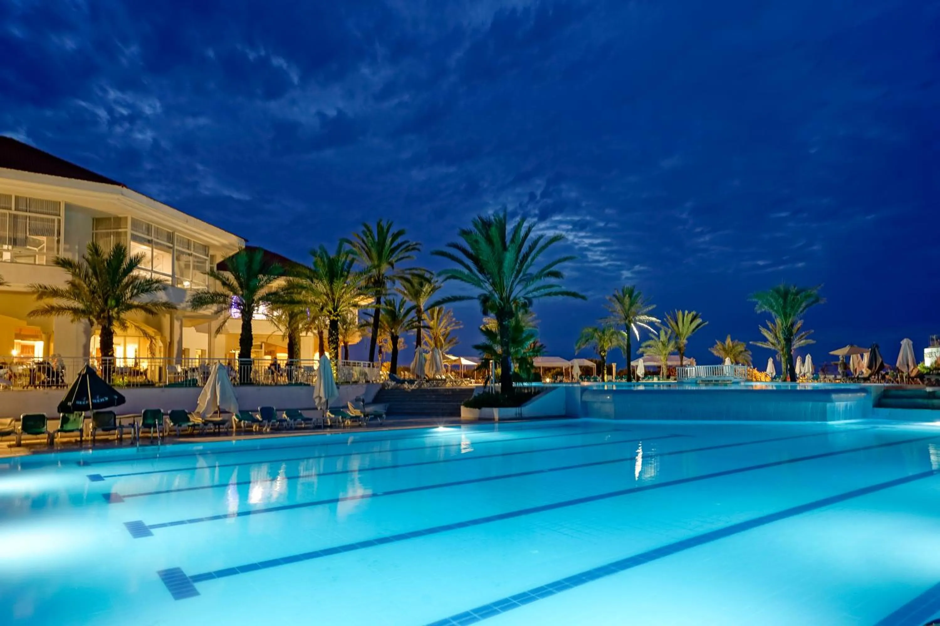 Facade/entrance in Thabraca Thalasso & Diving