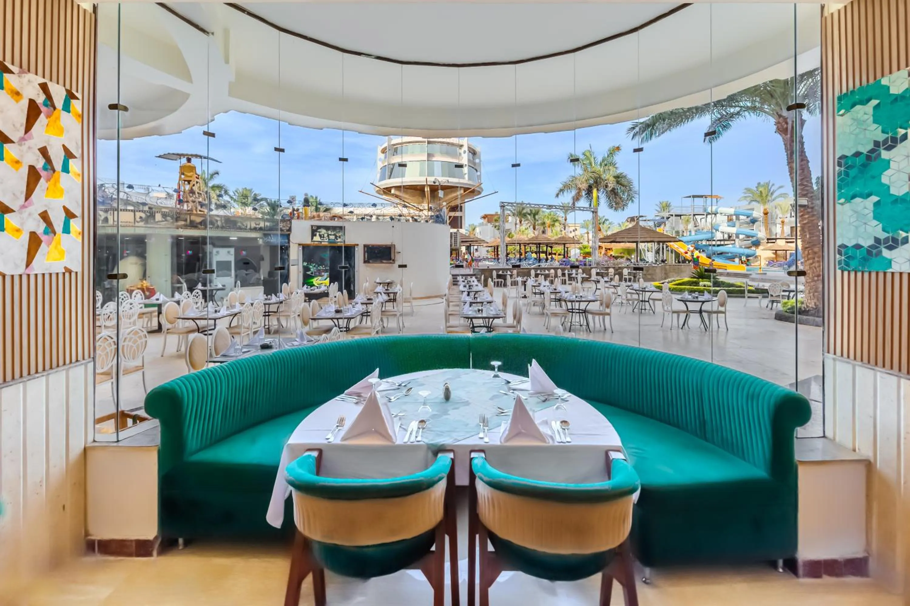 Restaurant/places to eat in Seagull Beach Resort - Families and Couples Only