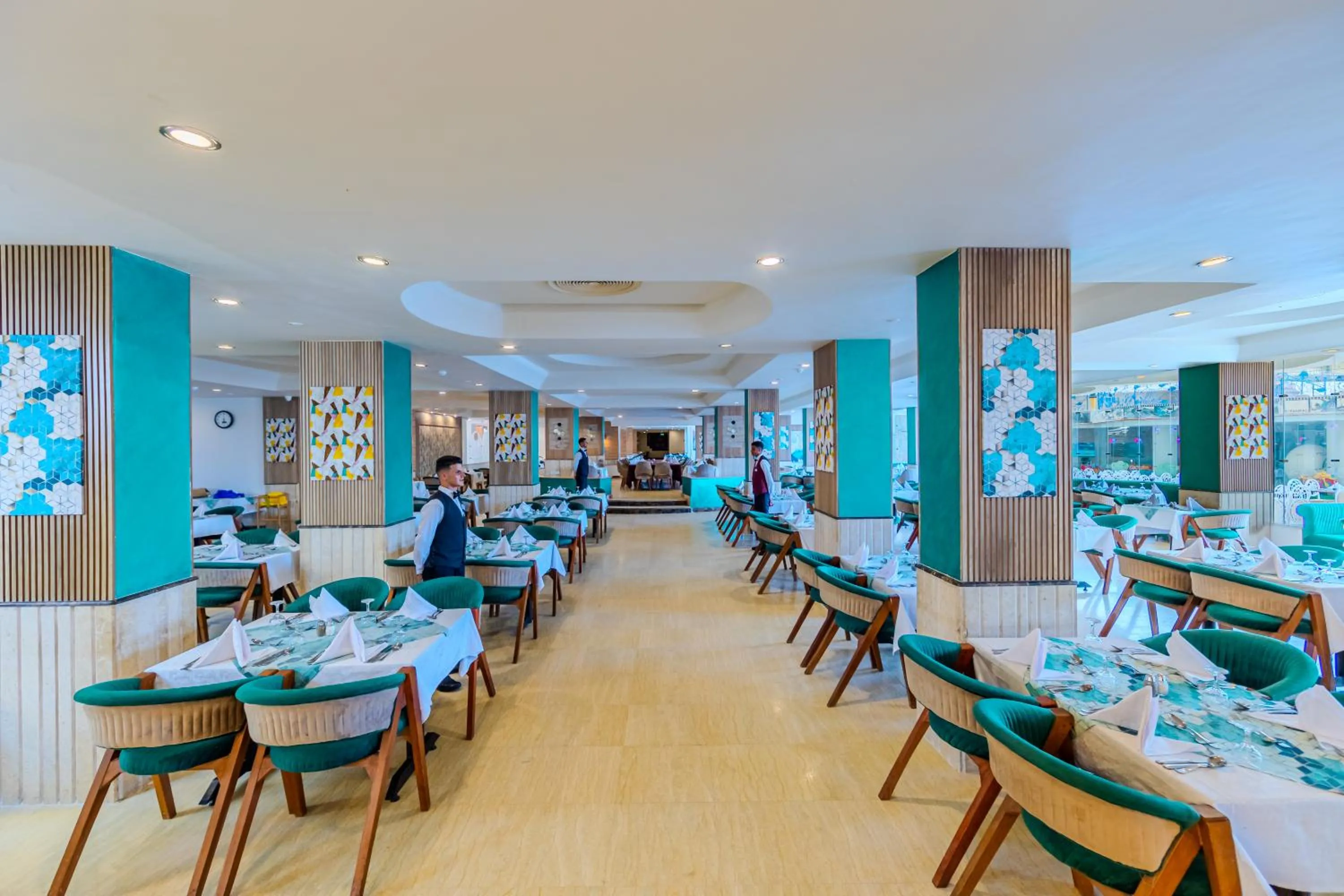 Restaurant/places to eat in Seagull Beach Resort - Families and Couples Only