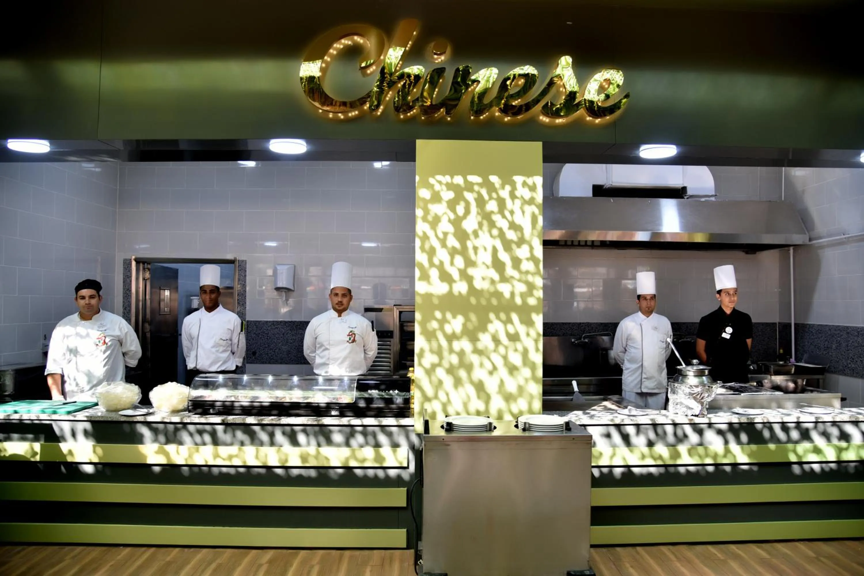 Restaurant/places to eat in Seagull Beach Resort - Families and Couples Only