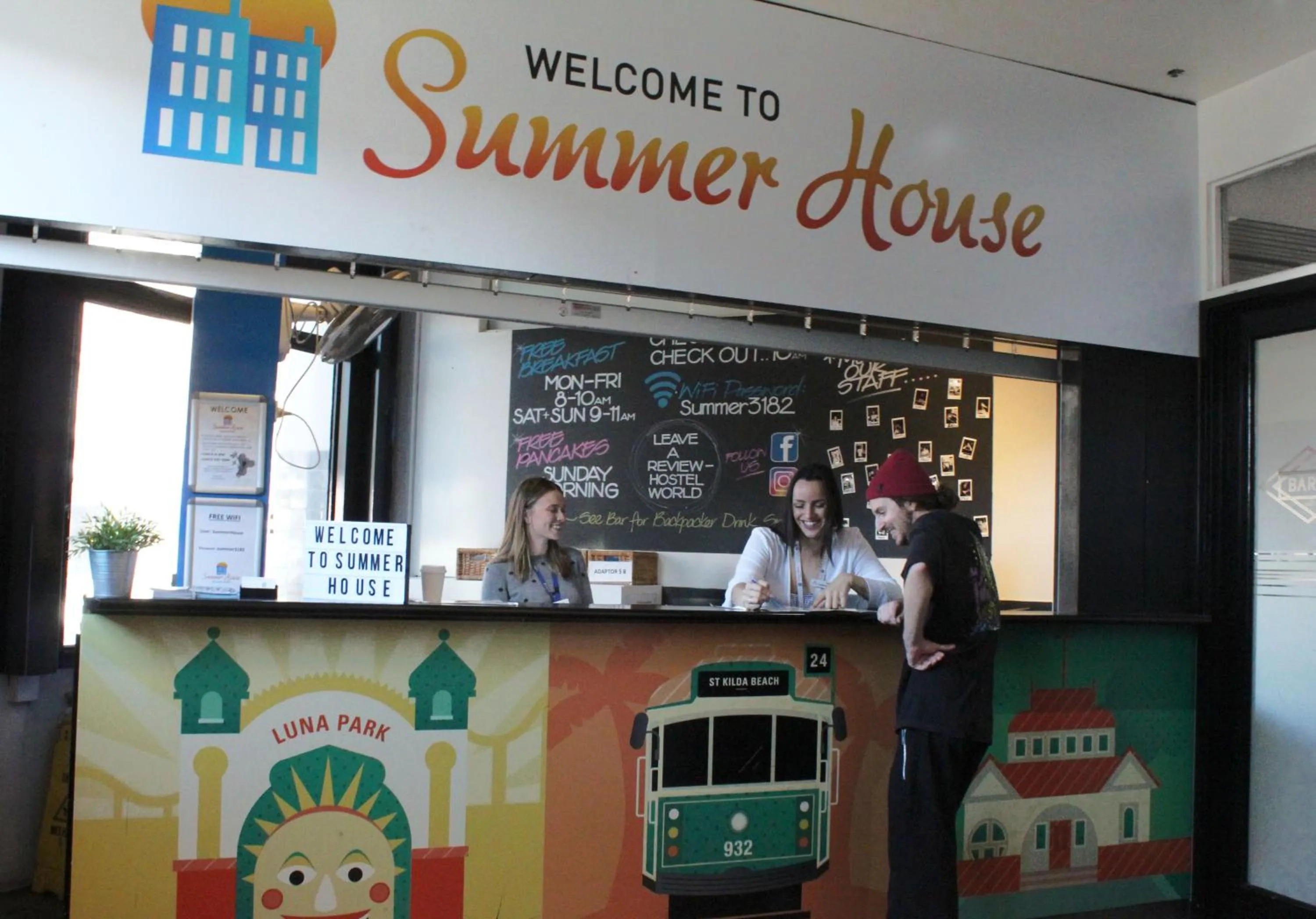 Lobby or reception in Summer House Melbourne